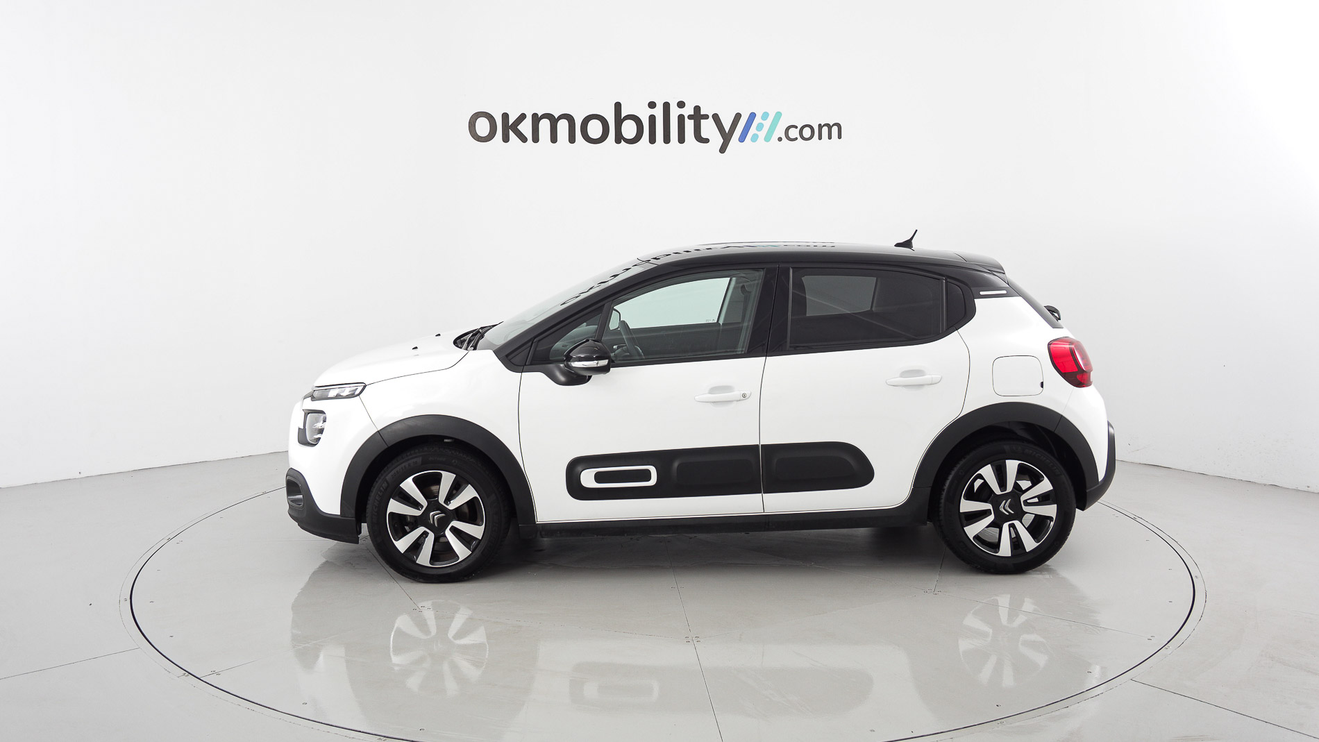 citroen c3 origin max 1.2 PURETECH 83 2024 blanco banquise 7