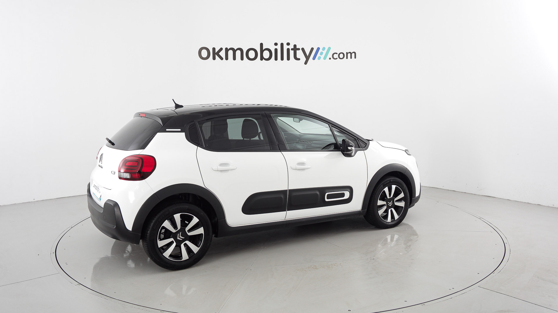 citroen c3 origin max 1.2 PURETECH 83 2024 blanco banquise 12