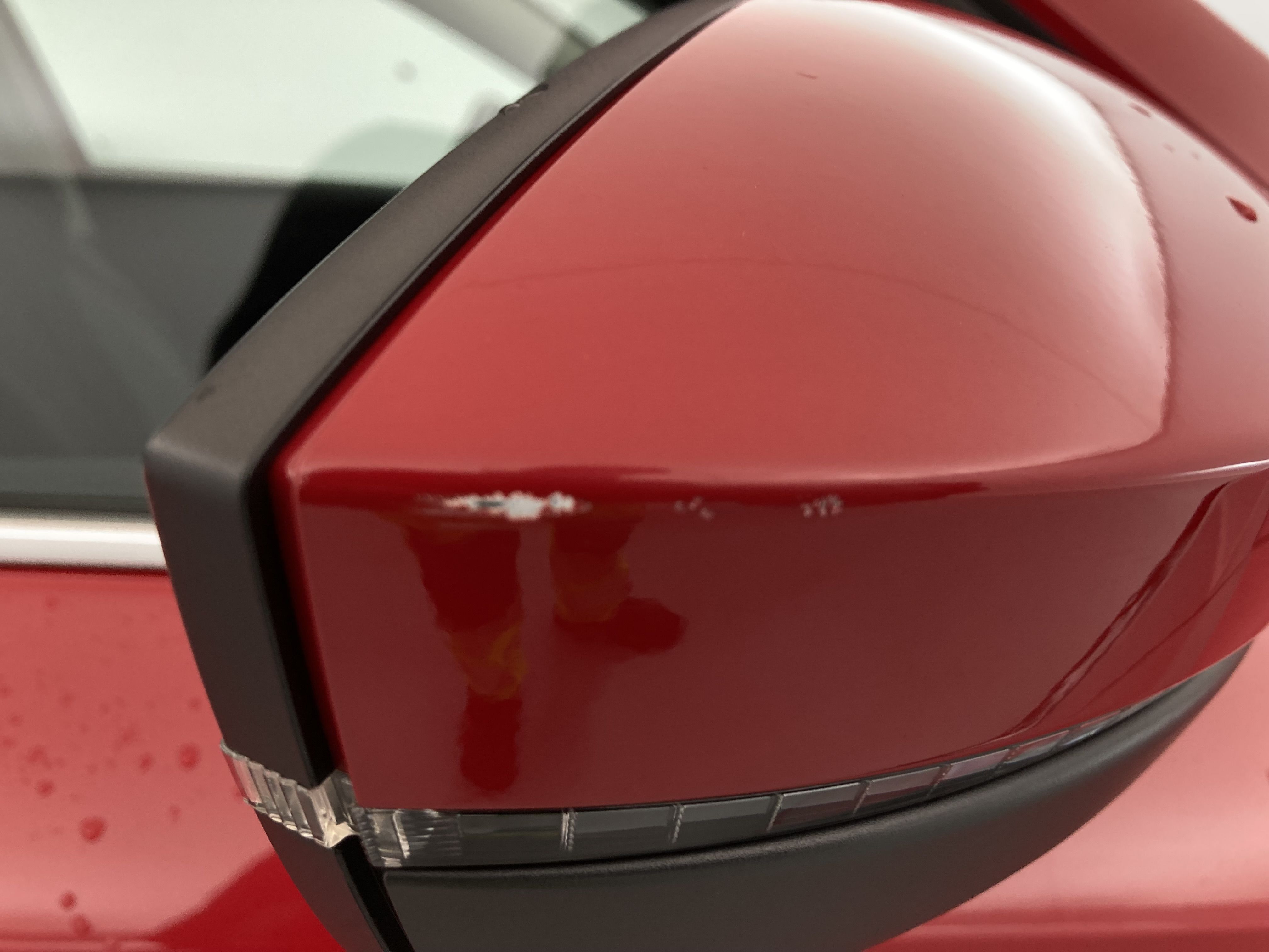 skoda kamiq selection 1.0 TSI 95 2024 rojo velvet 26