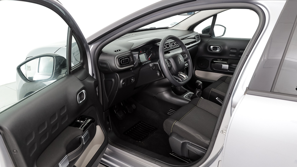 citroen c3 origin max 1.2 PURETECH 83 2024 gris acero 13