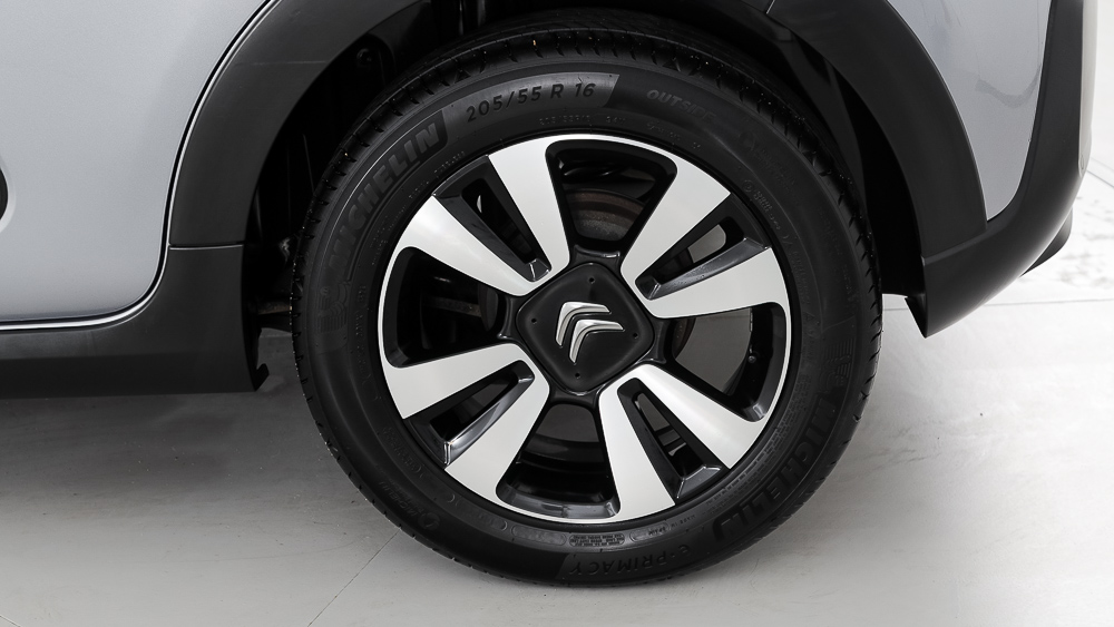 citroen c3 origin max 1.2 PURETECH 83 2024 gris acero 23