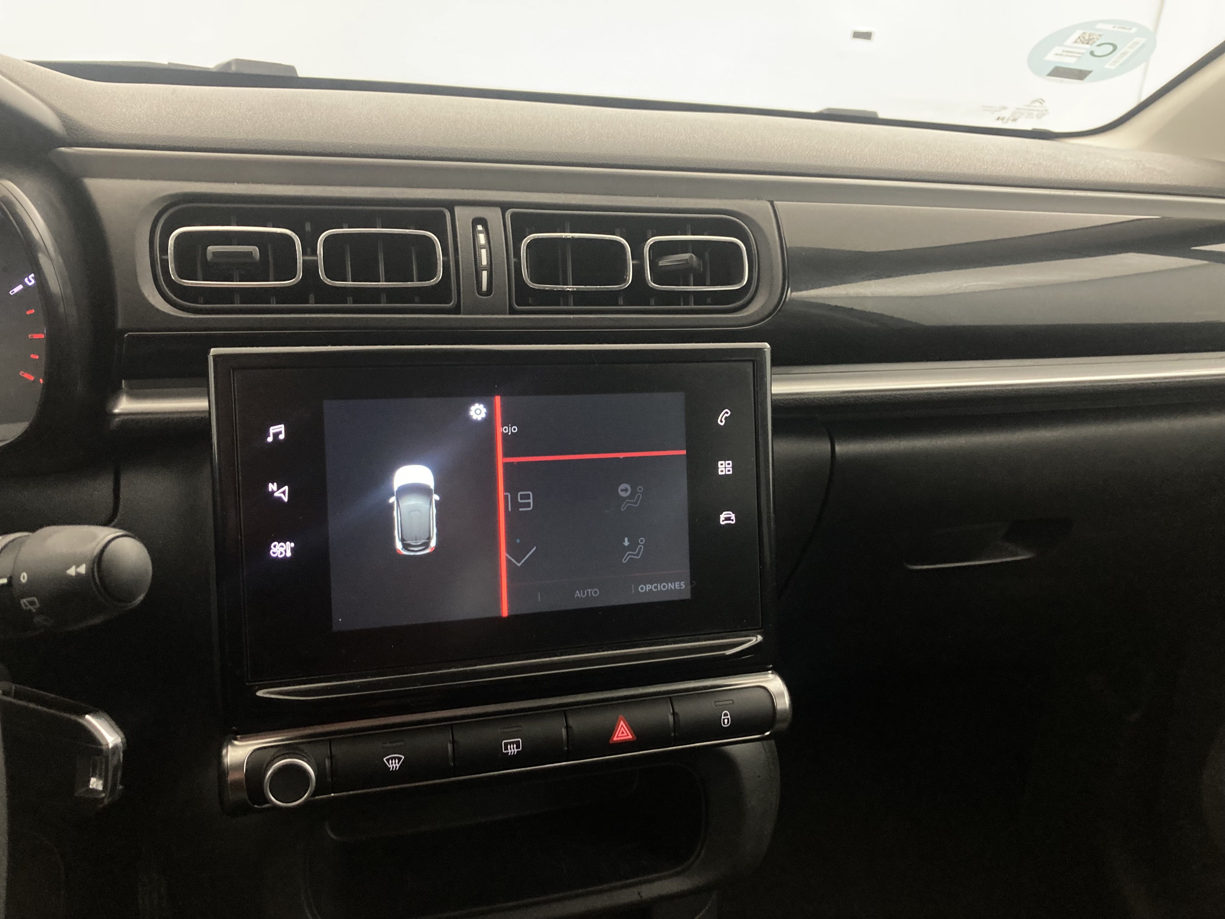 citroen c3 origin max 1.2 PURETECH 83 2024 gris platino / negro 17