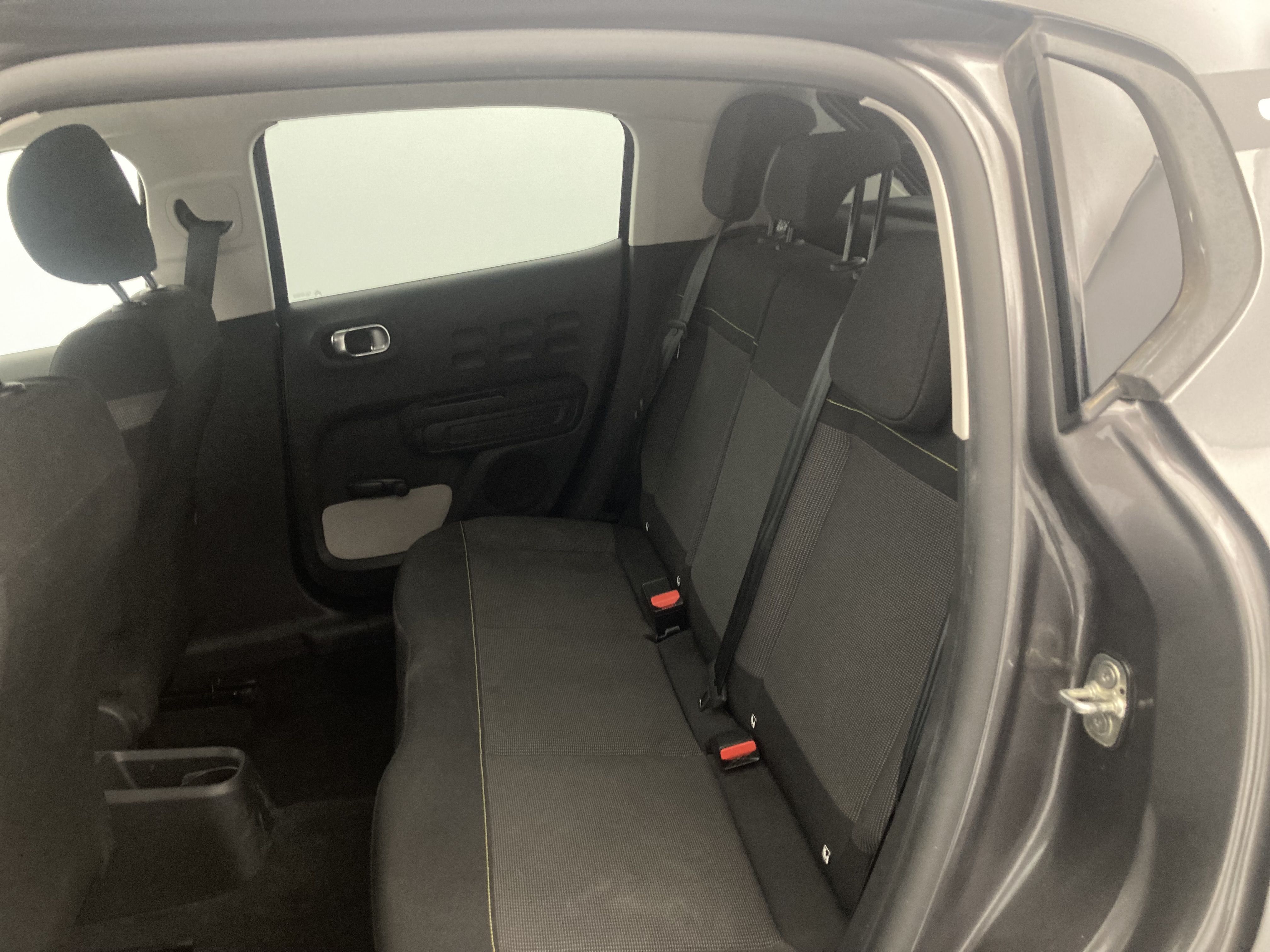 citroen c3 origin max 1.2 PURETECH 83 2024 gris platino / negro 25