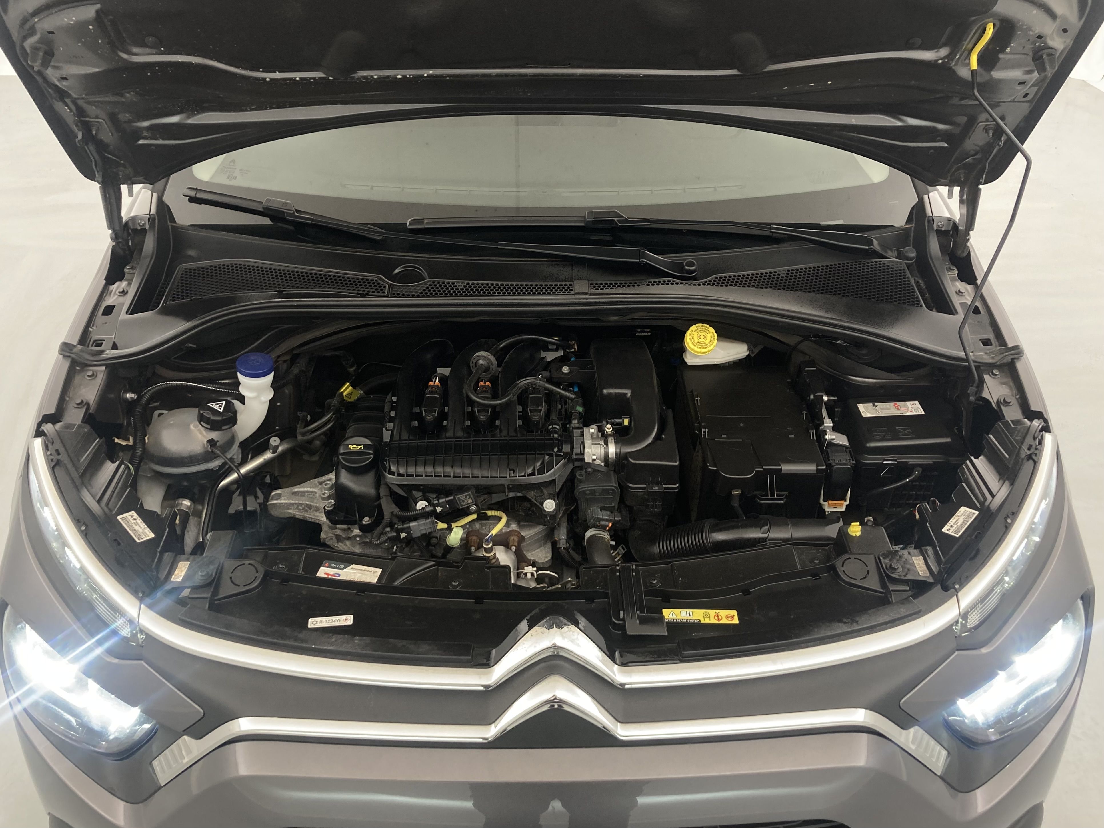 citroen c3 origin max 1.2 PURETECH 83 2024 gris platino / negro 27