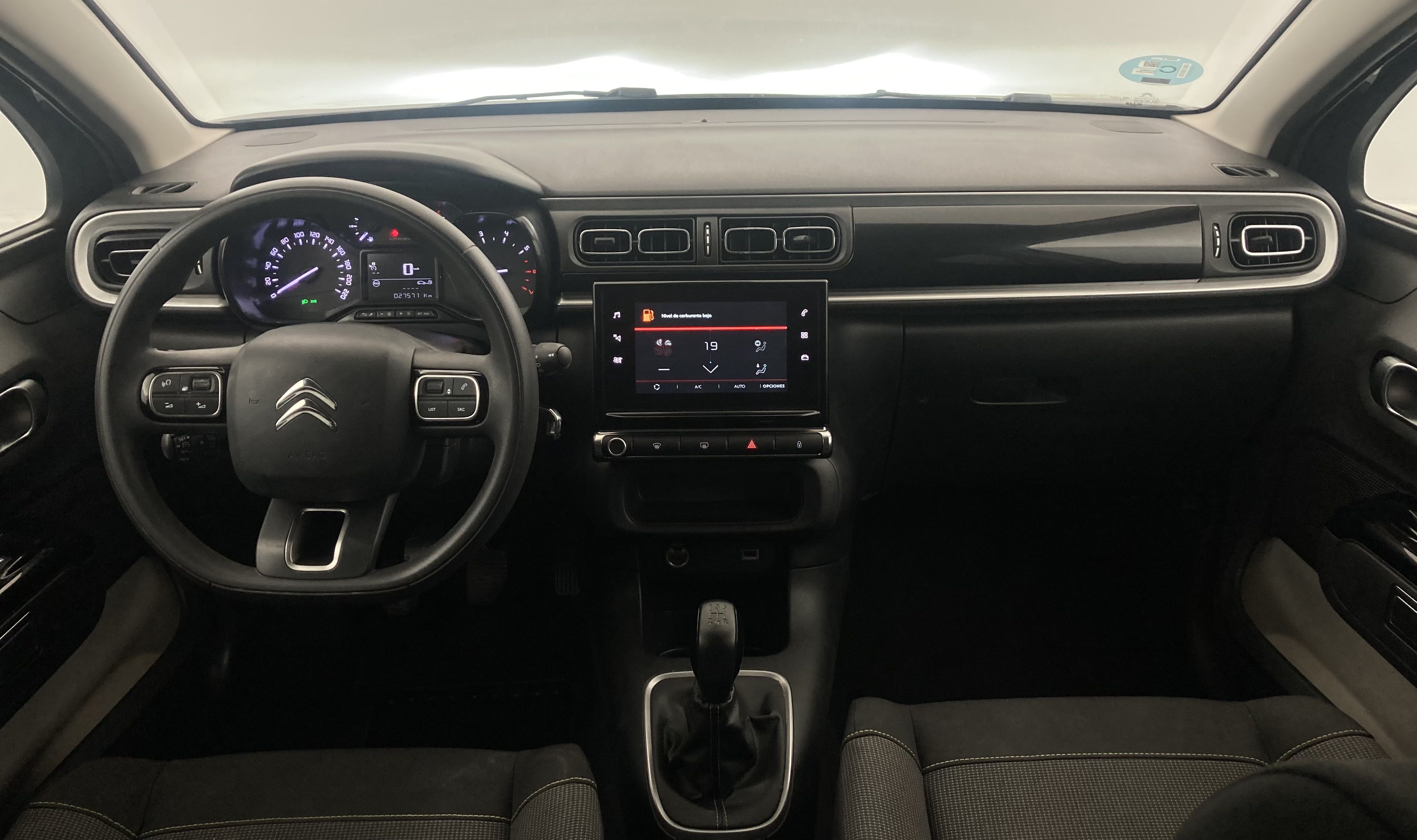 citroen c3 origin max 1.2 PURETECH 83 2024 gris platino / negro 30