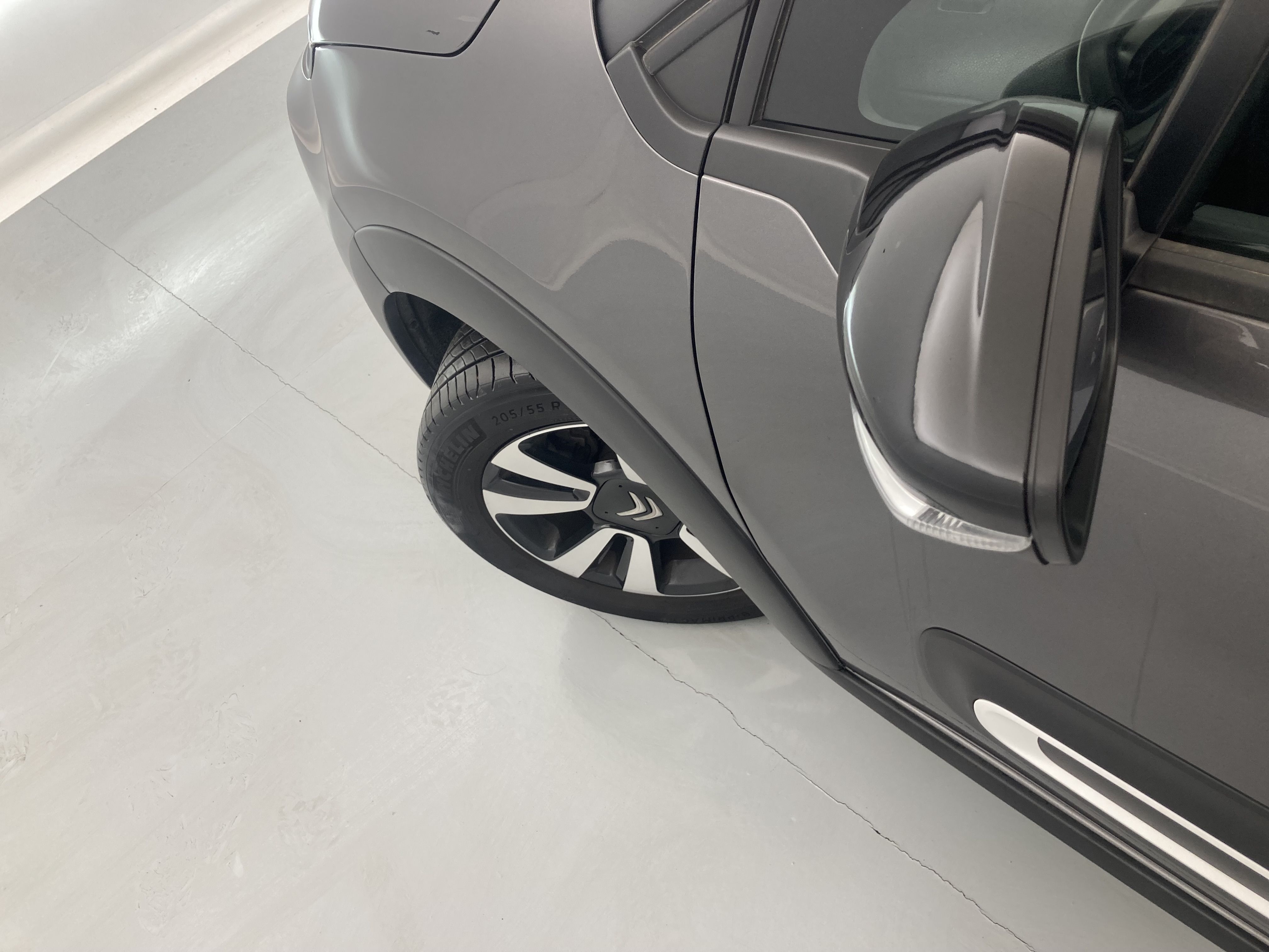 citroen c3 origin max 1.2 PURETECH 83 2024 gris platino / negro 31