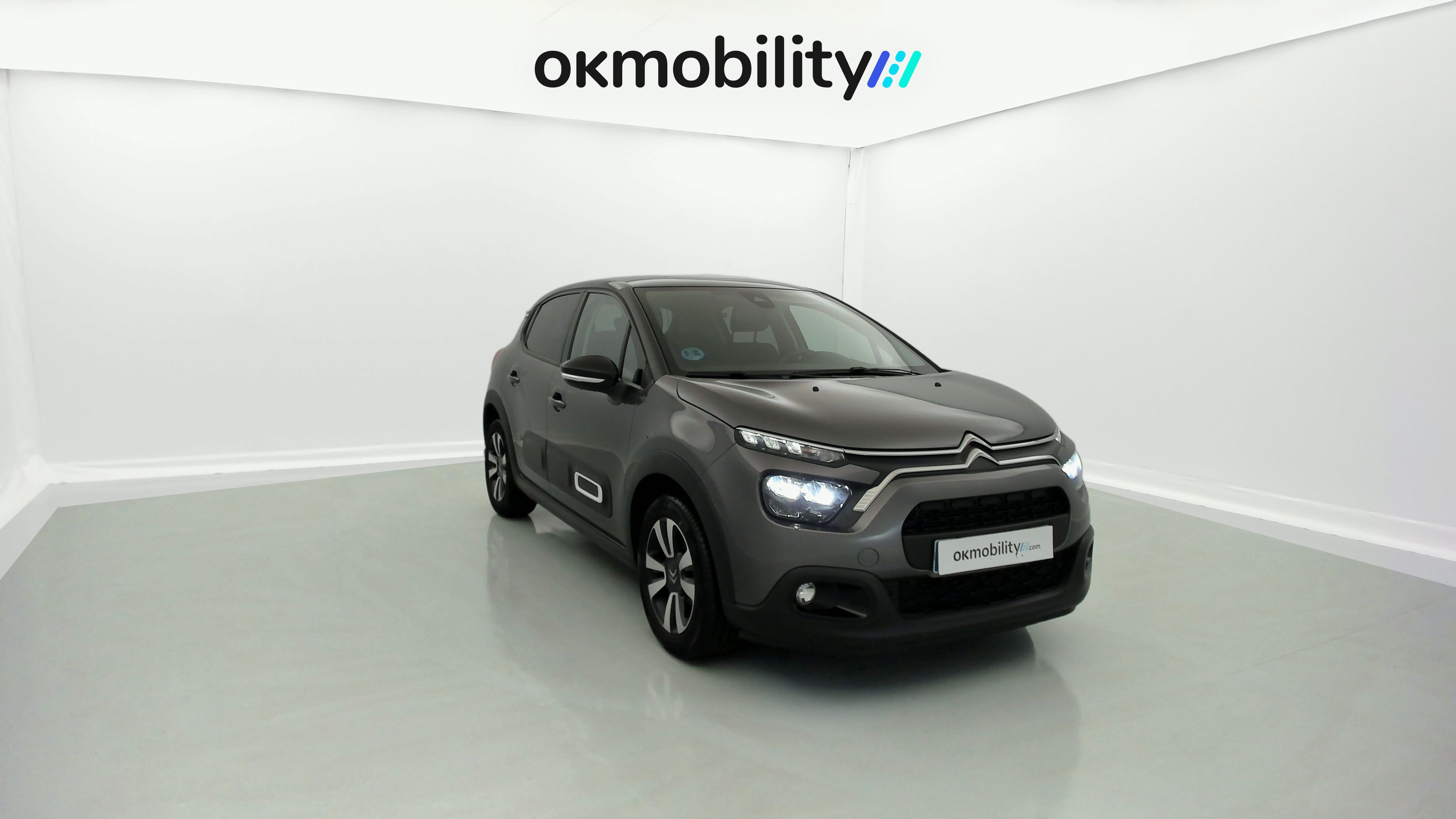 citroen c3 origin max 1.2 PURETECH 83 2024 gris platino / negro 4