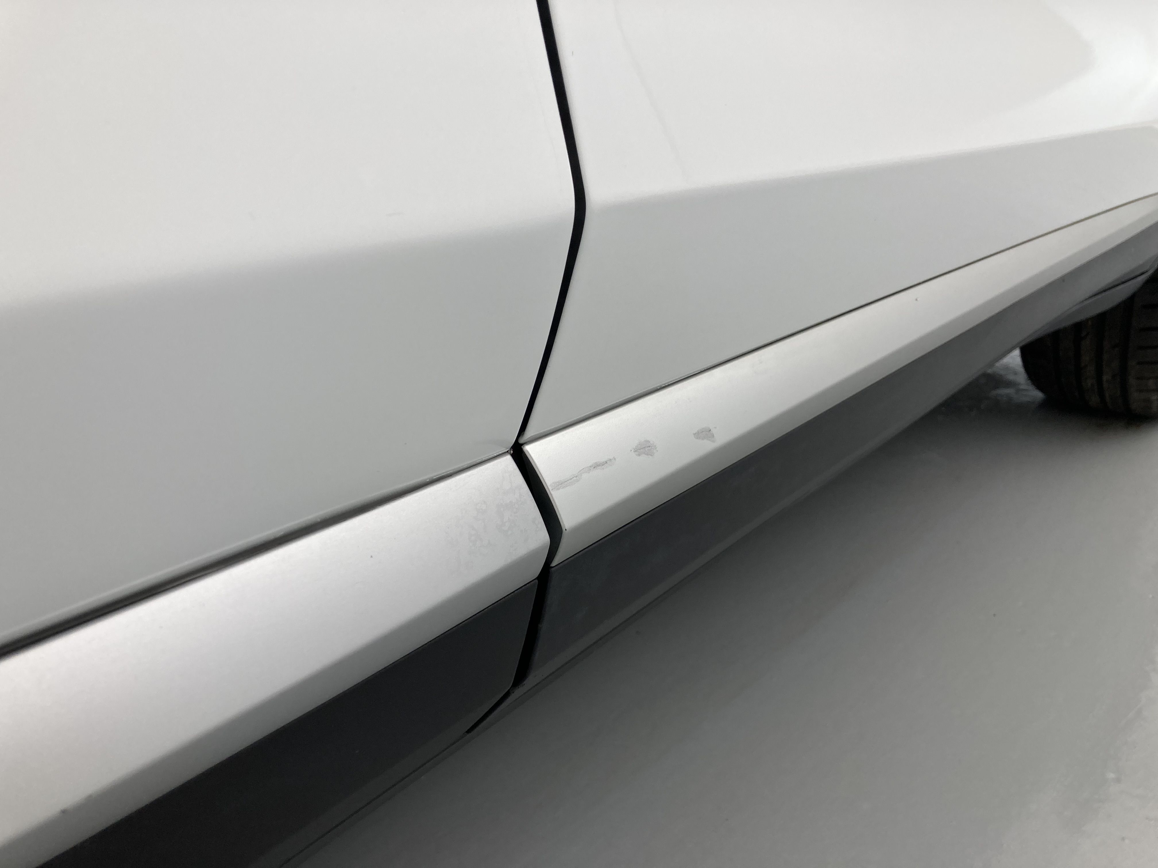 mg zs luxury 1.0 T-GDI 111 CA 2023 dover white 26