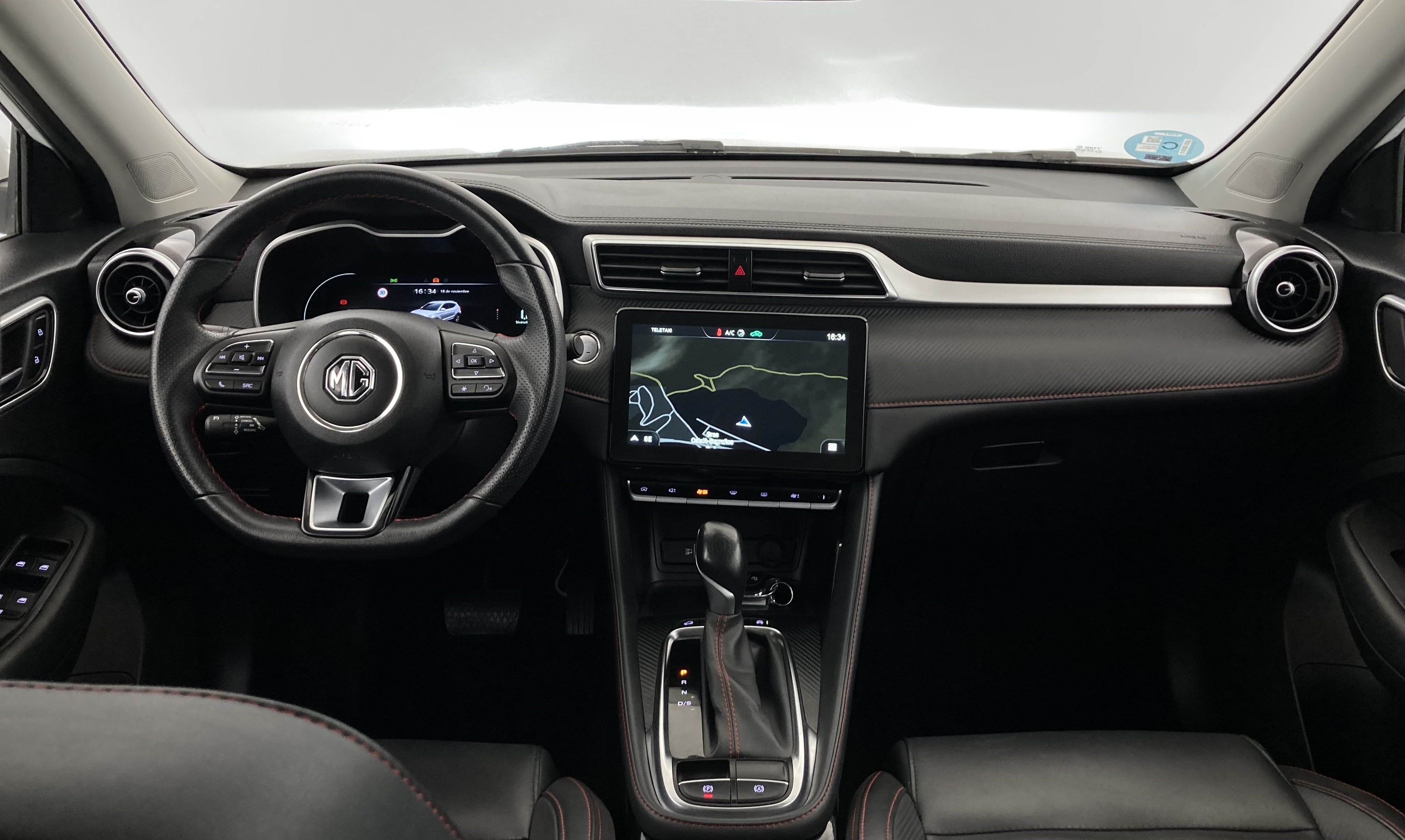 mg zs luxury 1.0 T-GDI 111 CA 2023 dover white 29