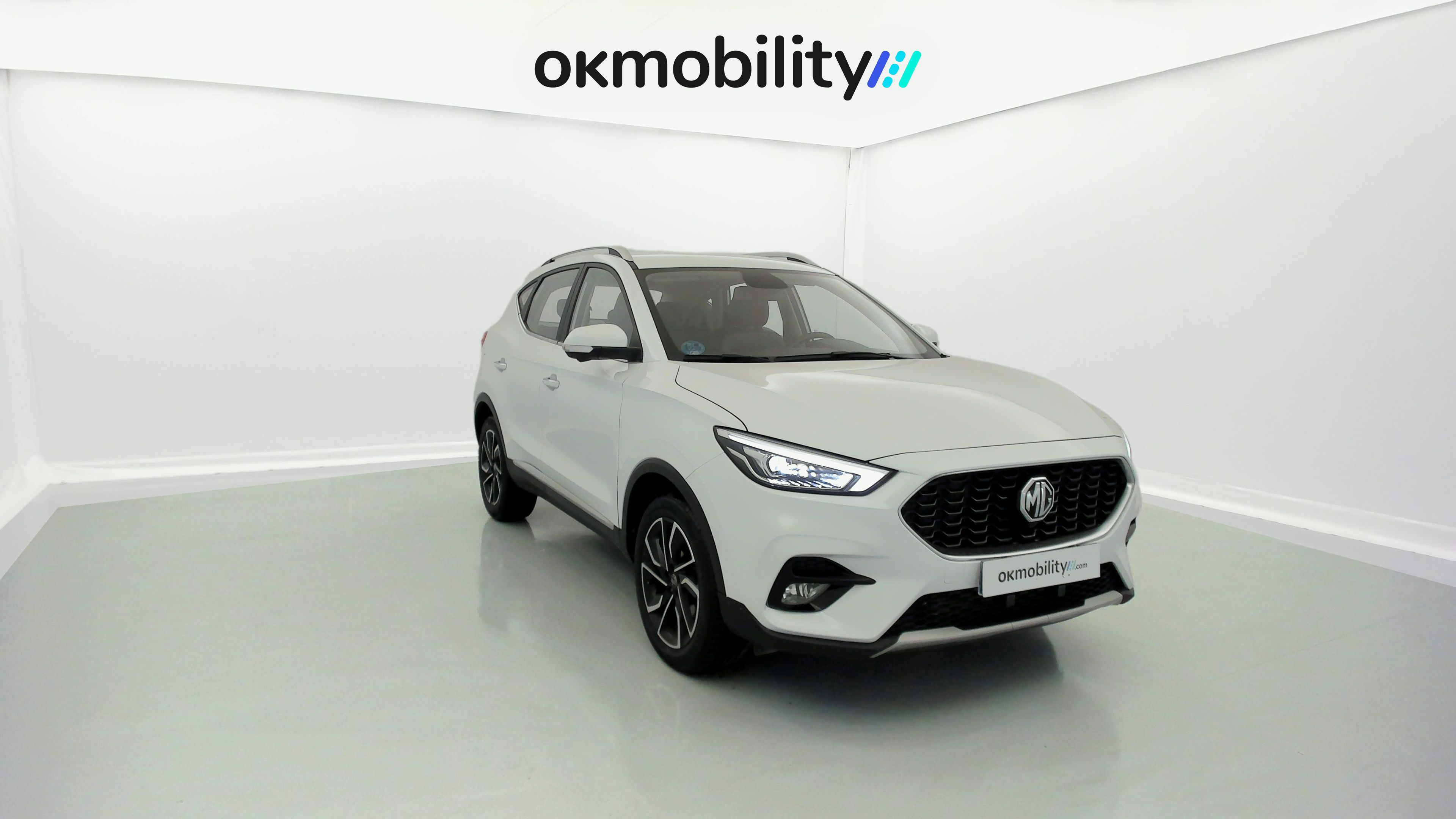 mg zs luxury 1.0 T-GDI 111 CA 2023 dover white 5