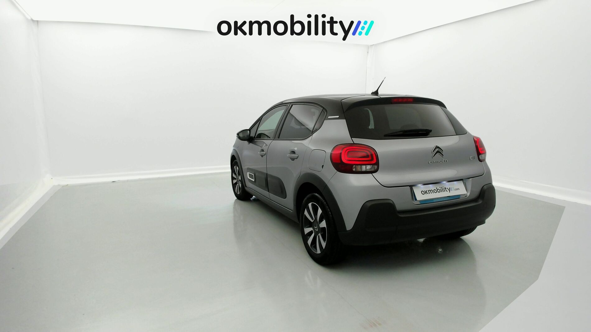 citroen c3 origin max 1.2 PURETECH 83 2024 gris acero / negro 8