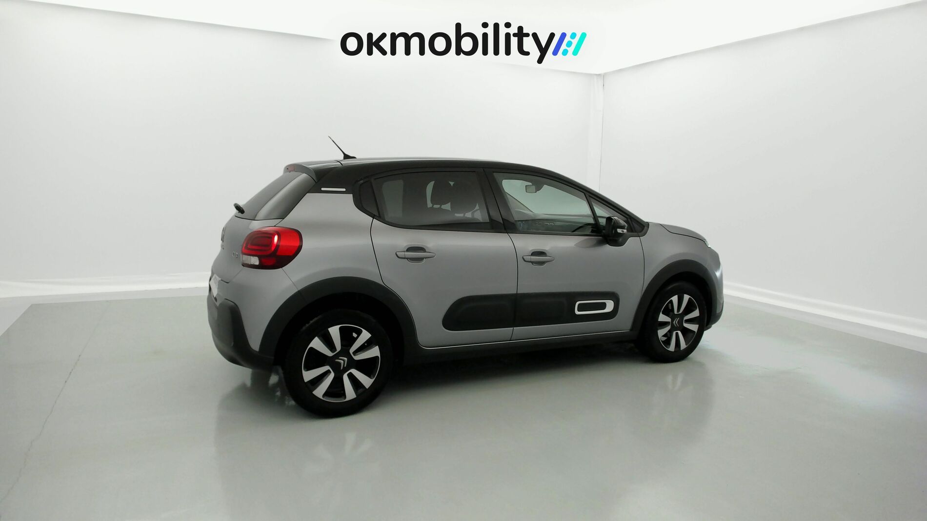 citroen c3 origin max 1.2 PURETECH 83 2024 gris acero / negro 11