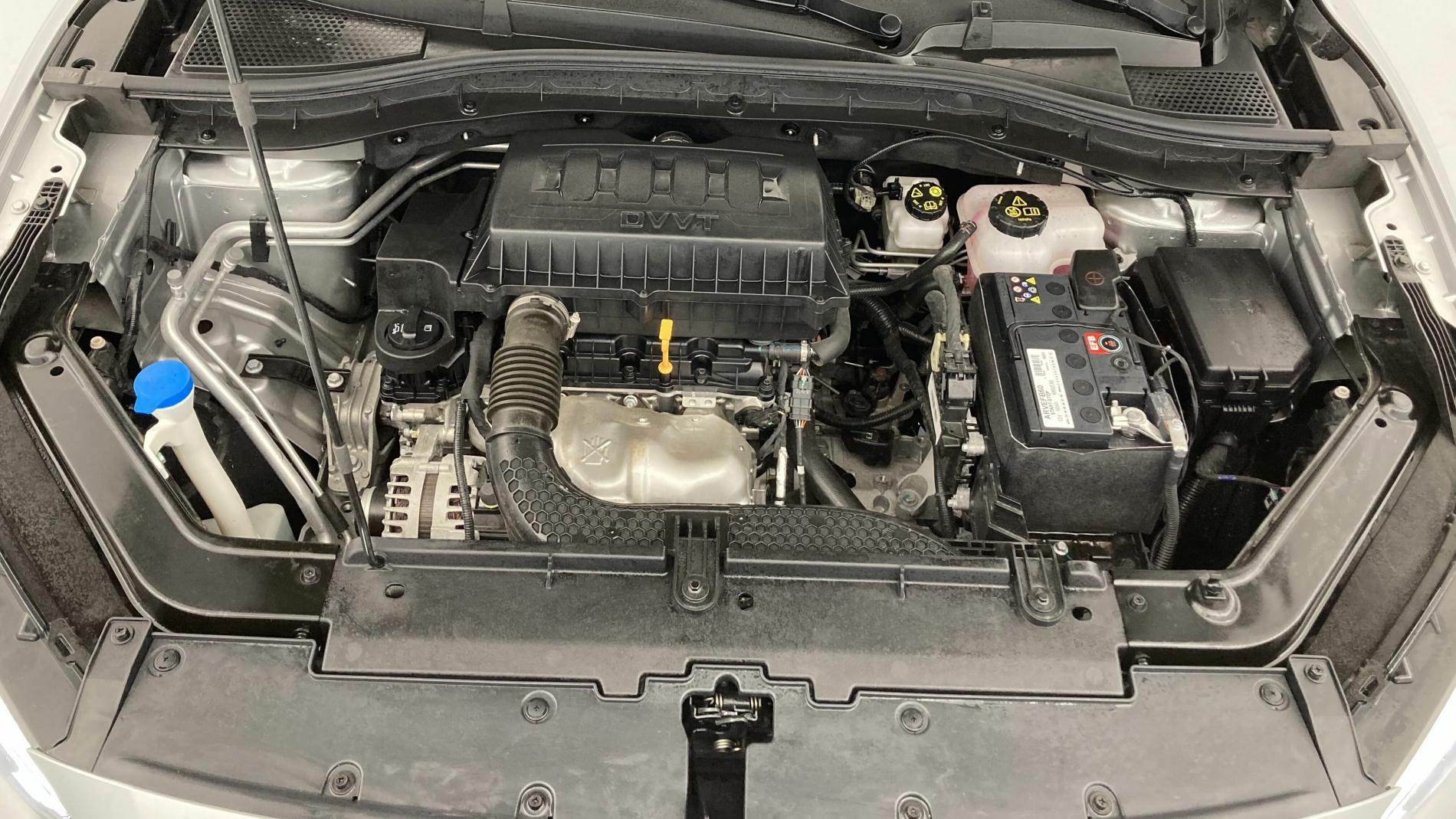 mg zs luxury 1.5 VTI-TECH 106 2023 silver 25