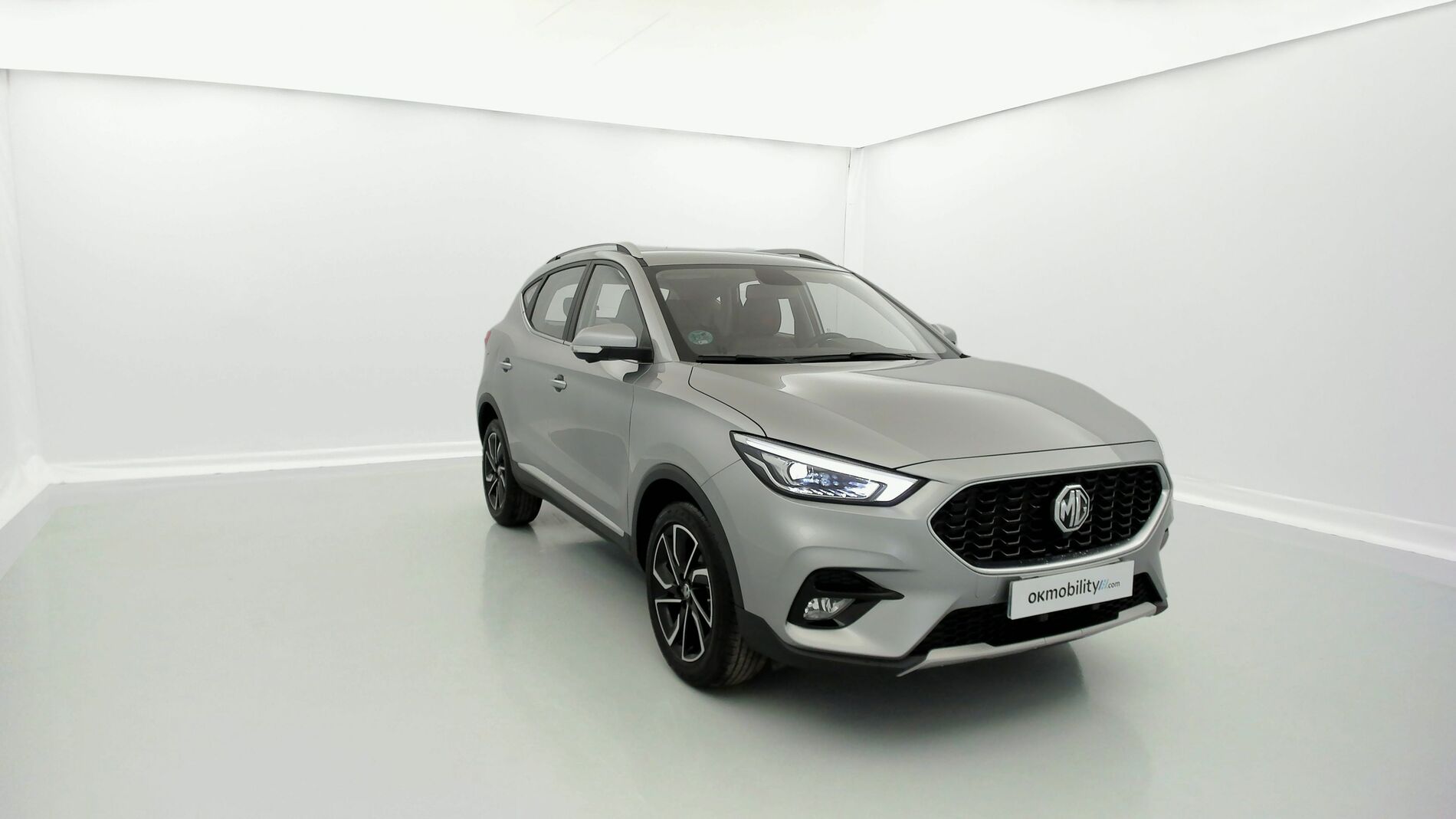 mg zs luxury 1.5 VTI-TECH 106 2023 silver 3
