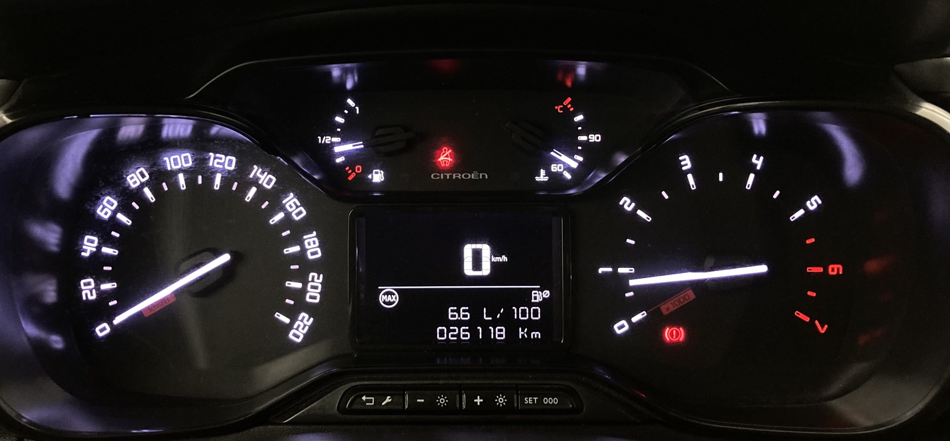 citroen c3 origin max 1.2 PURETECH 83 2024 gris acero / negro 11