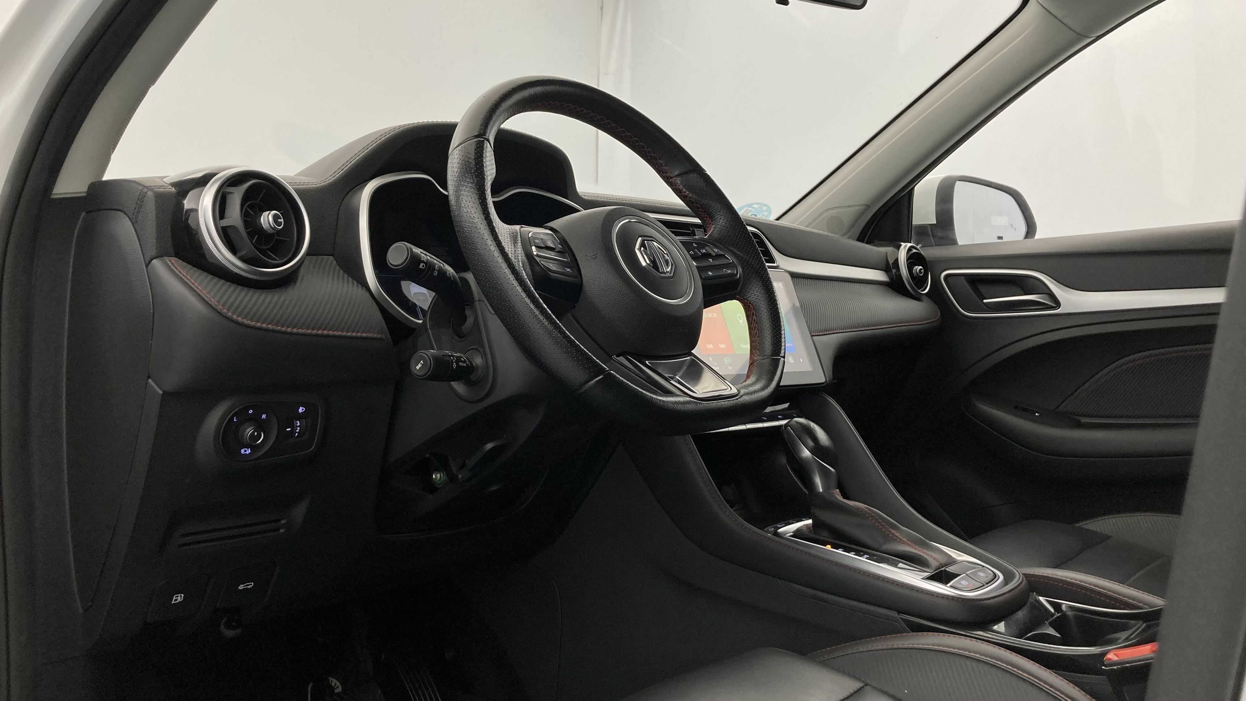 mg zs luxury 1.0 T-GDI 111 CA 2023 dover white 15