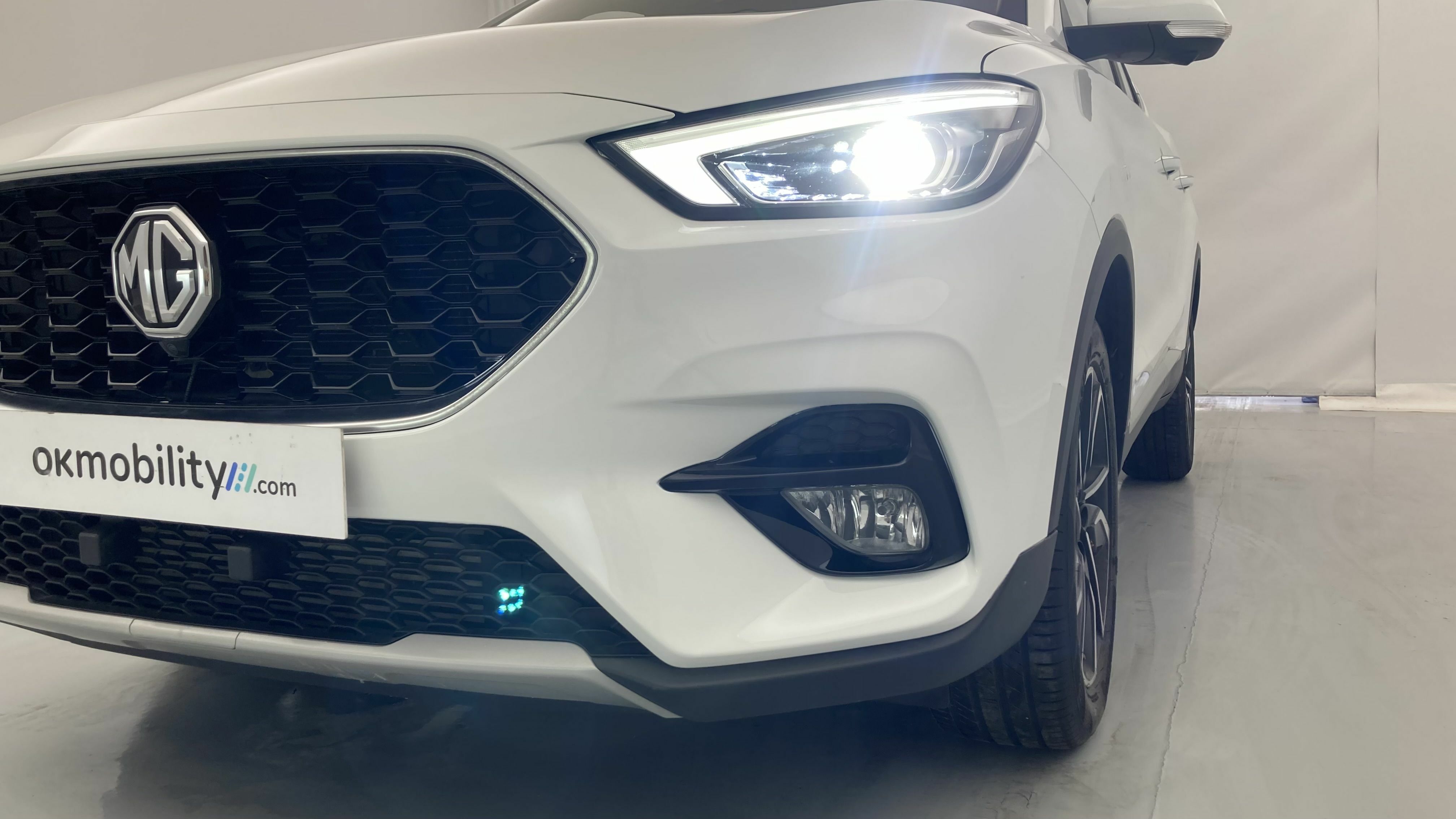 mg zs luxury 1.0 T-GDI 111 CA 2023 dover white 26