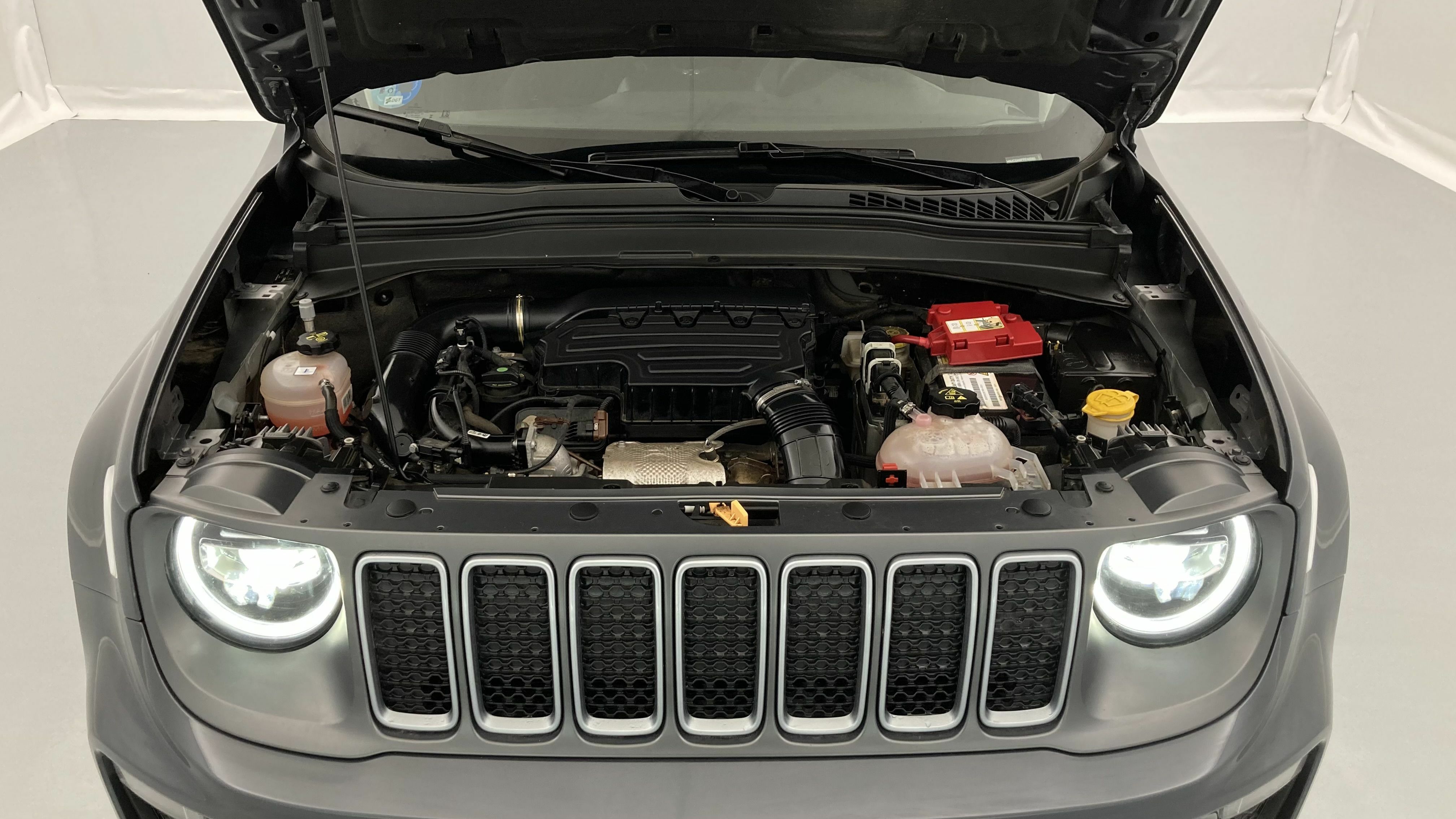 jeep renegade limited 1.5 TURBO 130 DCT 2023 gris grafito 25