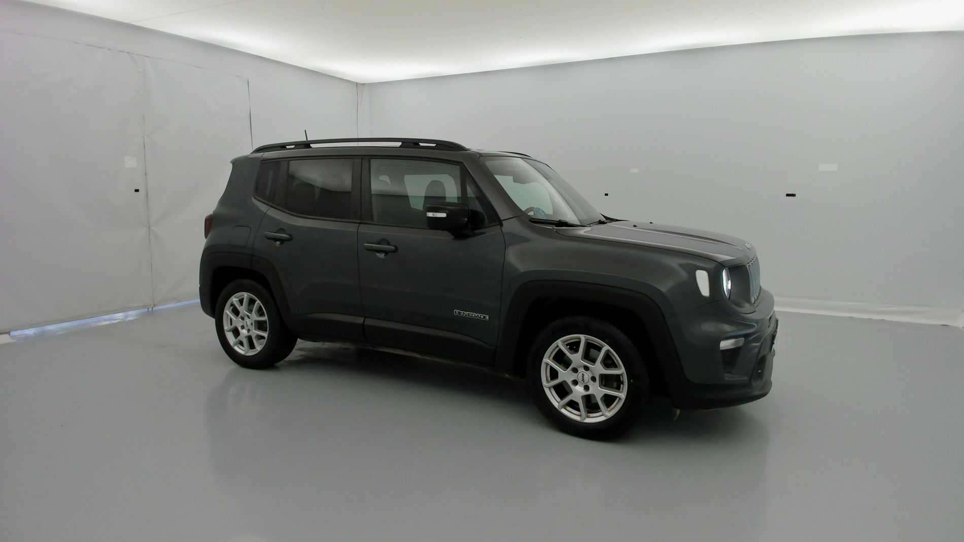 jeep renegade limited 1.5 TURBO 130 DCT 2023 gris grafito 2