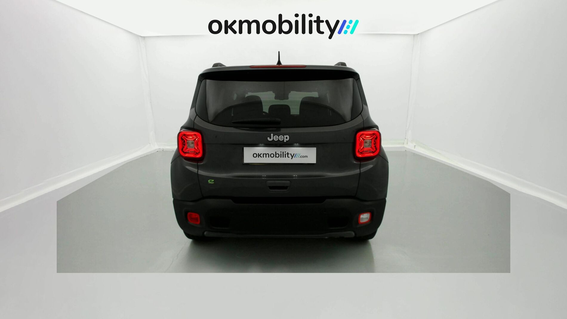 jeep renegade limited 1.5 TURBO 130 DCT 2023 gris grafito 10