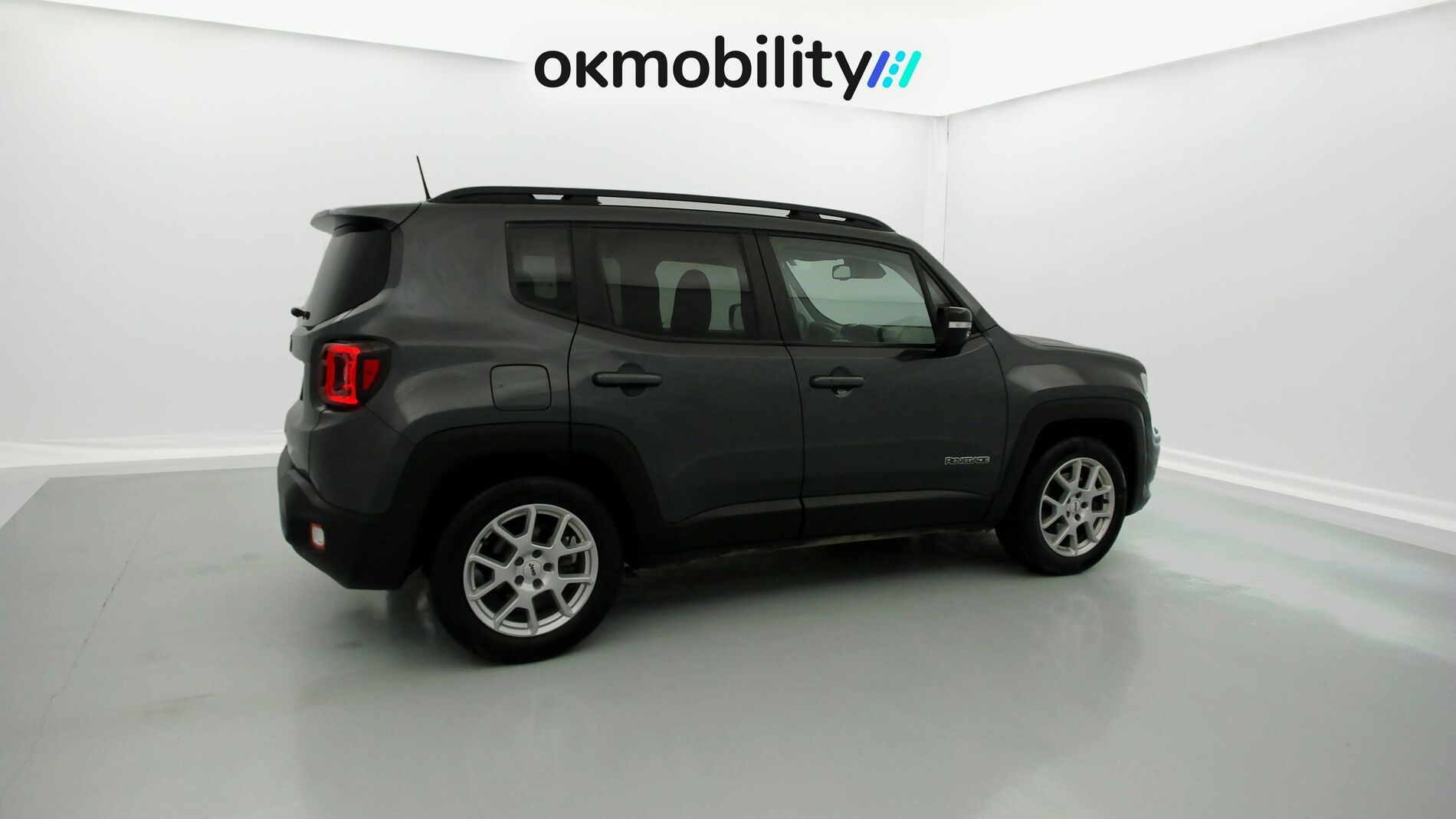jeep renegade limited 1.5 TURBO 130 DCT 2023 gris grafito 12