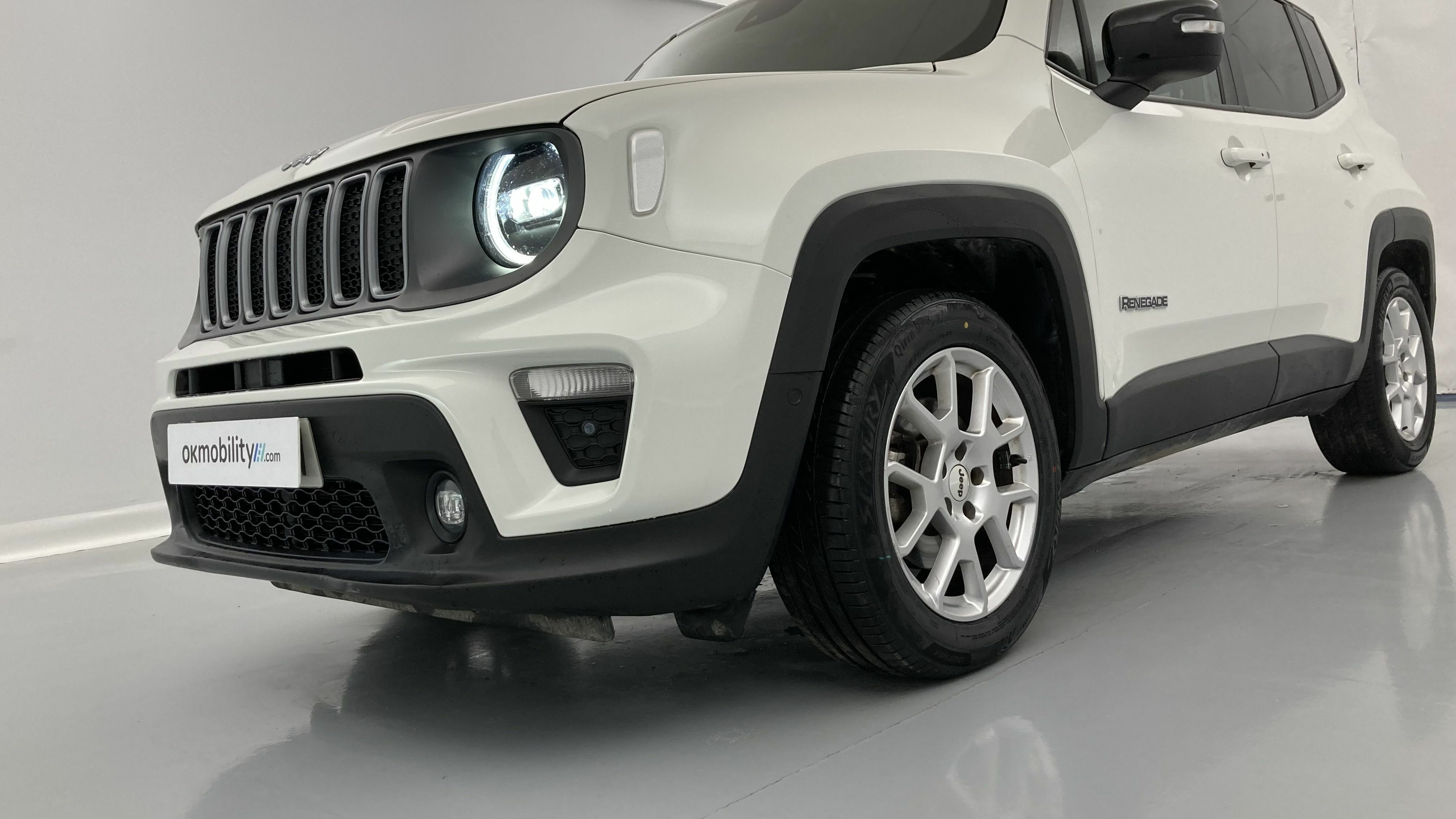 jeep renegade limited 1.5 TURBO 130 DCT 2023 blanco alpine 26