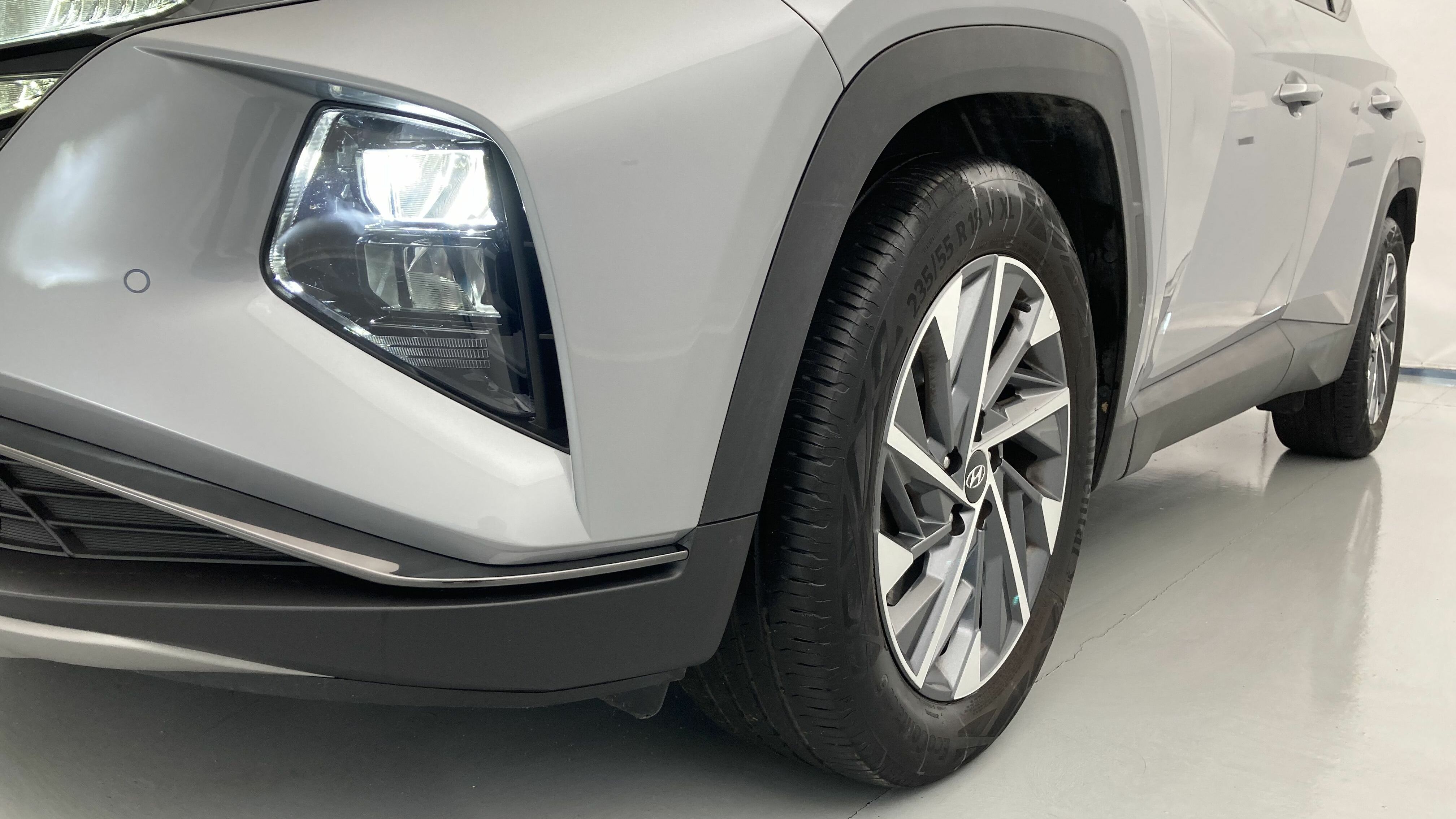 hyundai tucson tecno sky 1.6 T-GDI 150 48V DCT 2024 shimmering silver 27