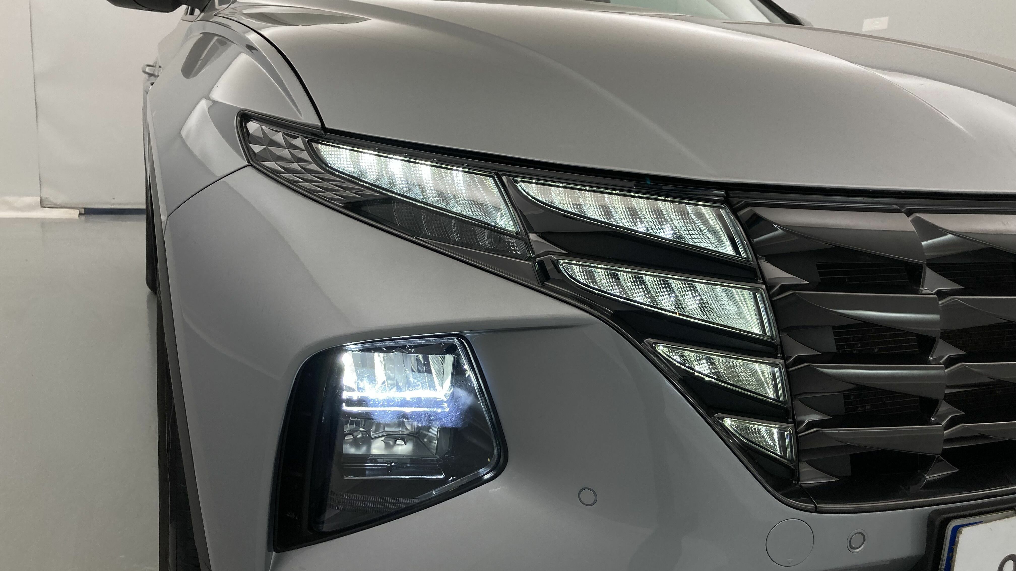 hyundai tucson tecno sky 1.6 T-GDI 150 48V DCT 2024 shimmering silver 30