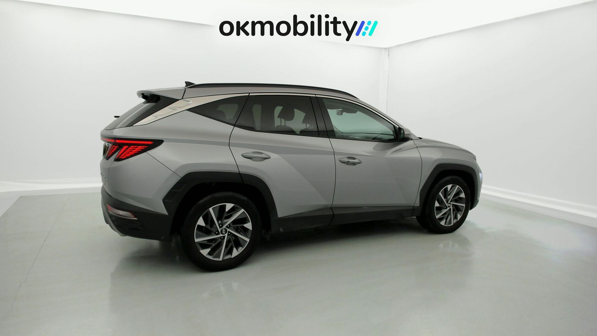 hyundai tucson tecno sky 1.6 T-GDI 150 48V DCT 2024 shimmering silver 13