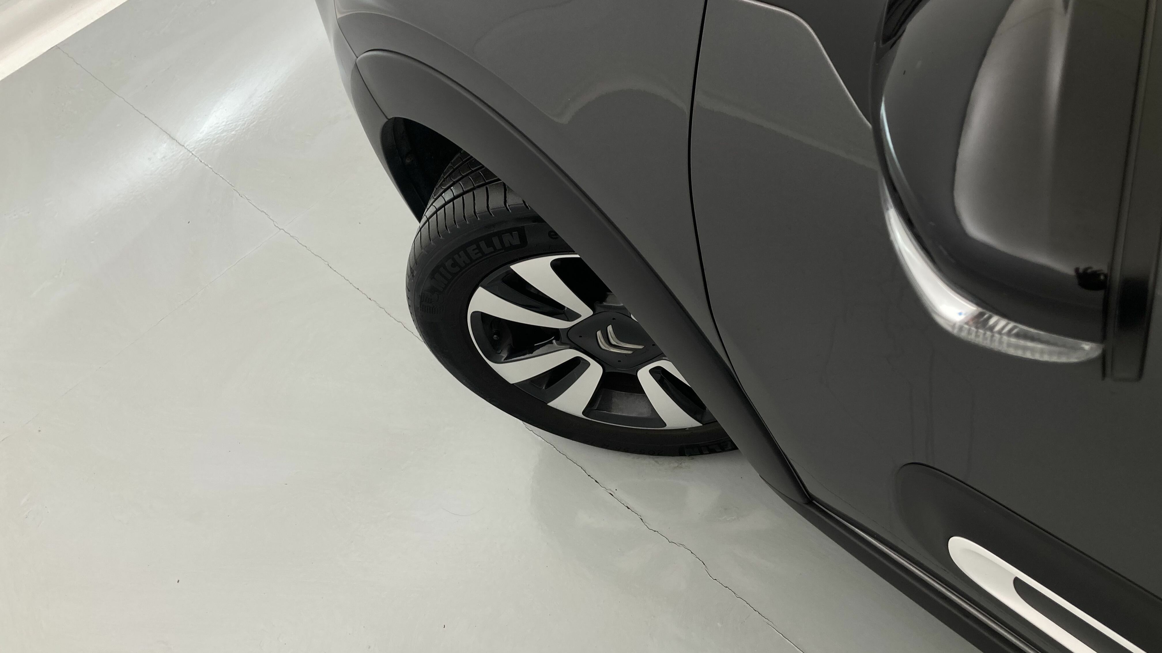 citroen c3 origin max 1.2 PURETECH 83 2024 gris platino / negro 29