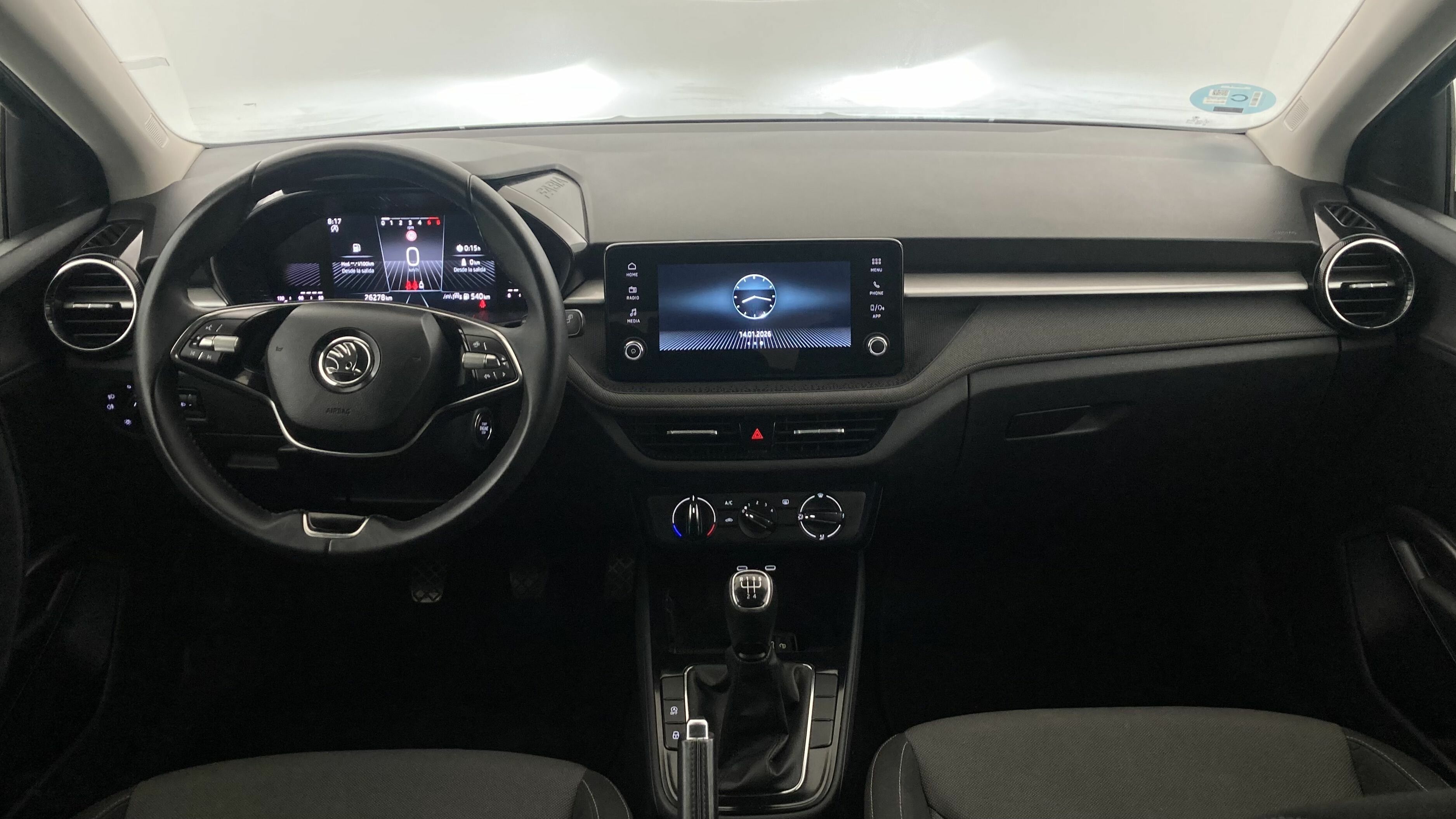 skoda fabia selection 1.0 MPI 80 2024 gris graphite 15