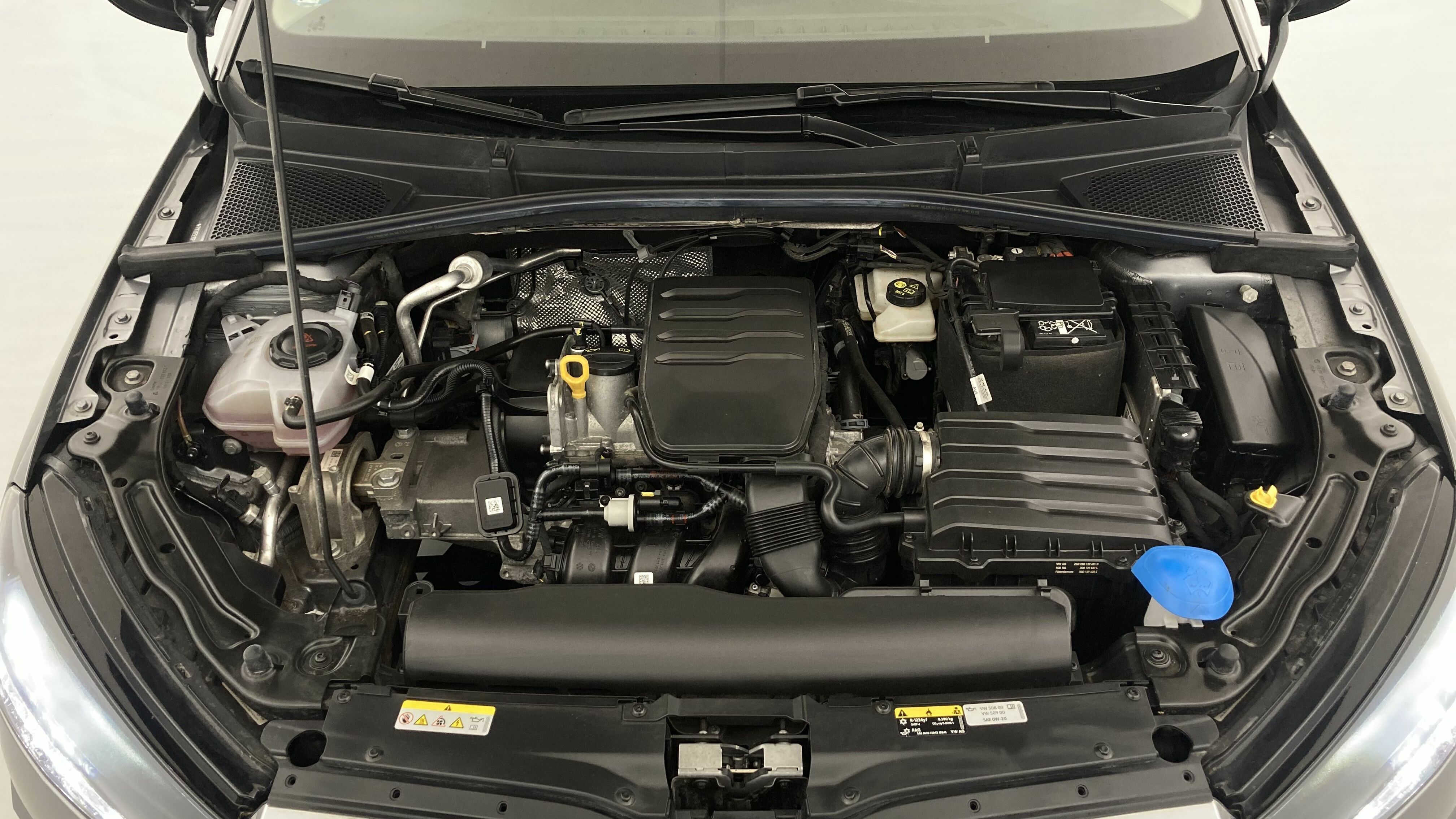 skoda fabia selection 1.0 MPI 80 2024 gris graphite 24