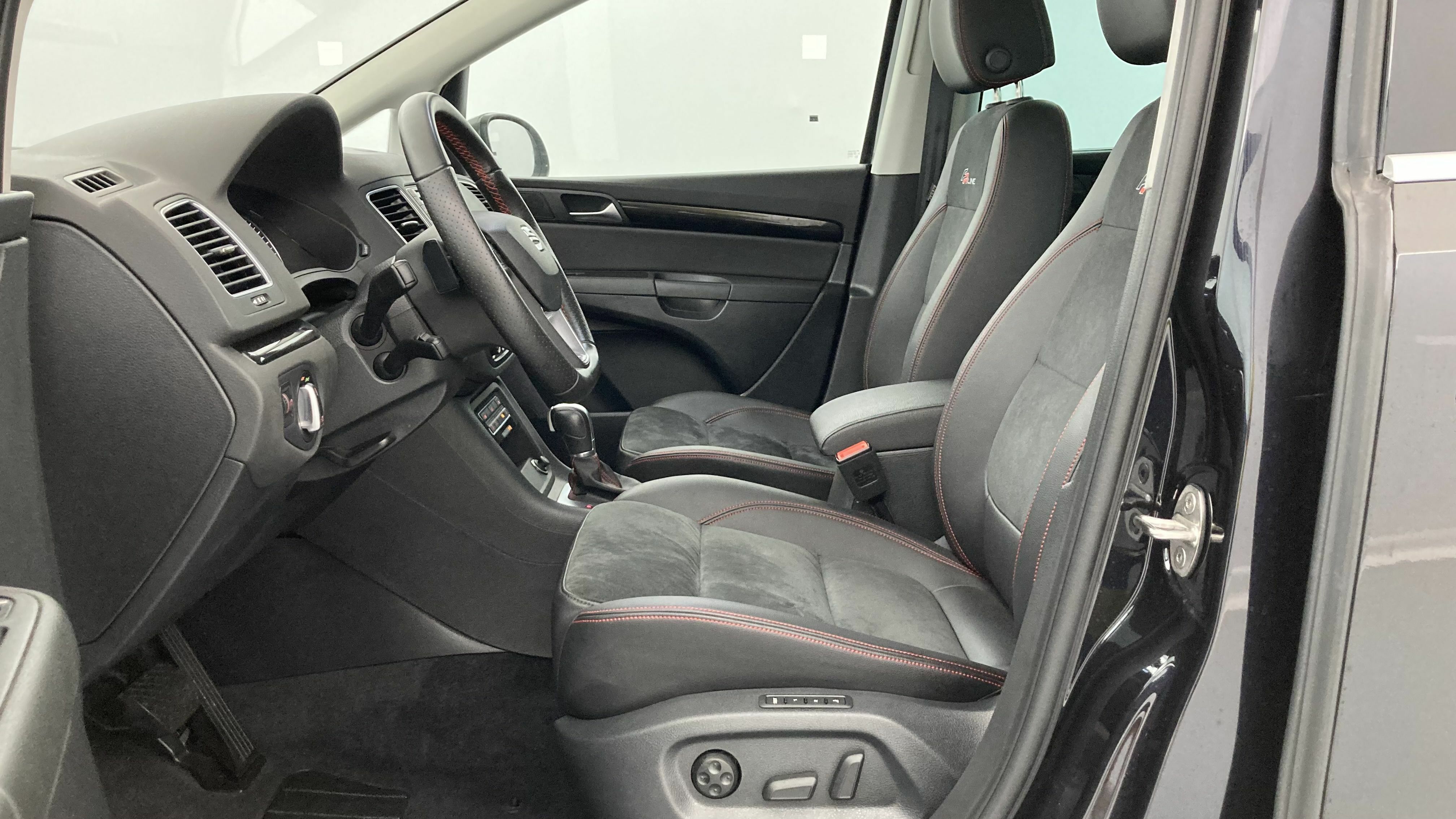 seat alhambra fr line 1.4 TSI 150 DSG 2022 edelschwarz metallic 14