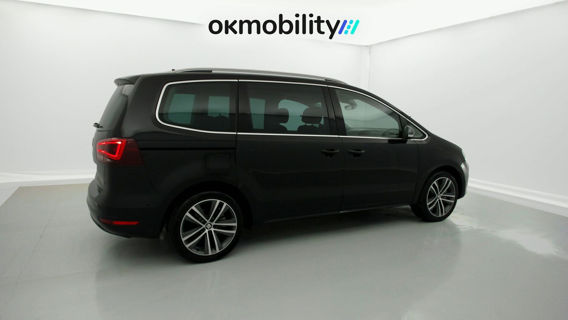 seat alhambra fr line 1.4 TSI 150 DSG 2022 edelschwarz metallic 12