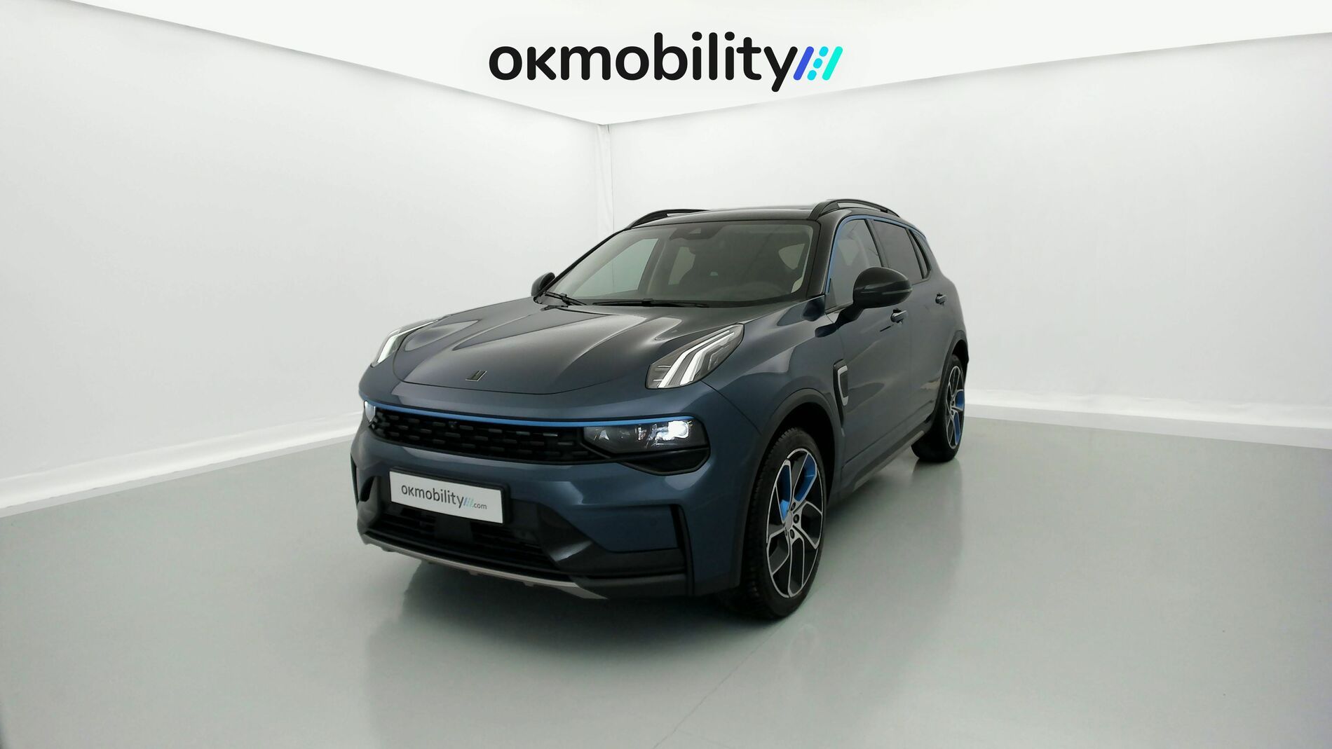 lynk&co 1 nv 1.5 PHEV 261 2022 blue 1