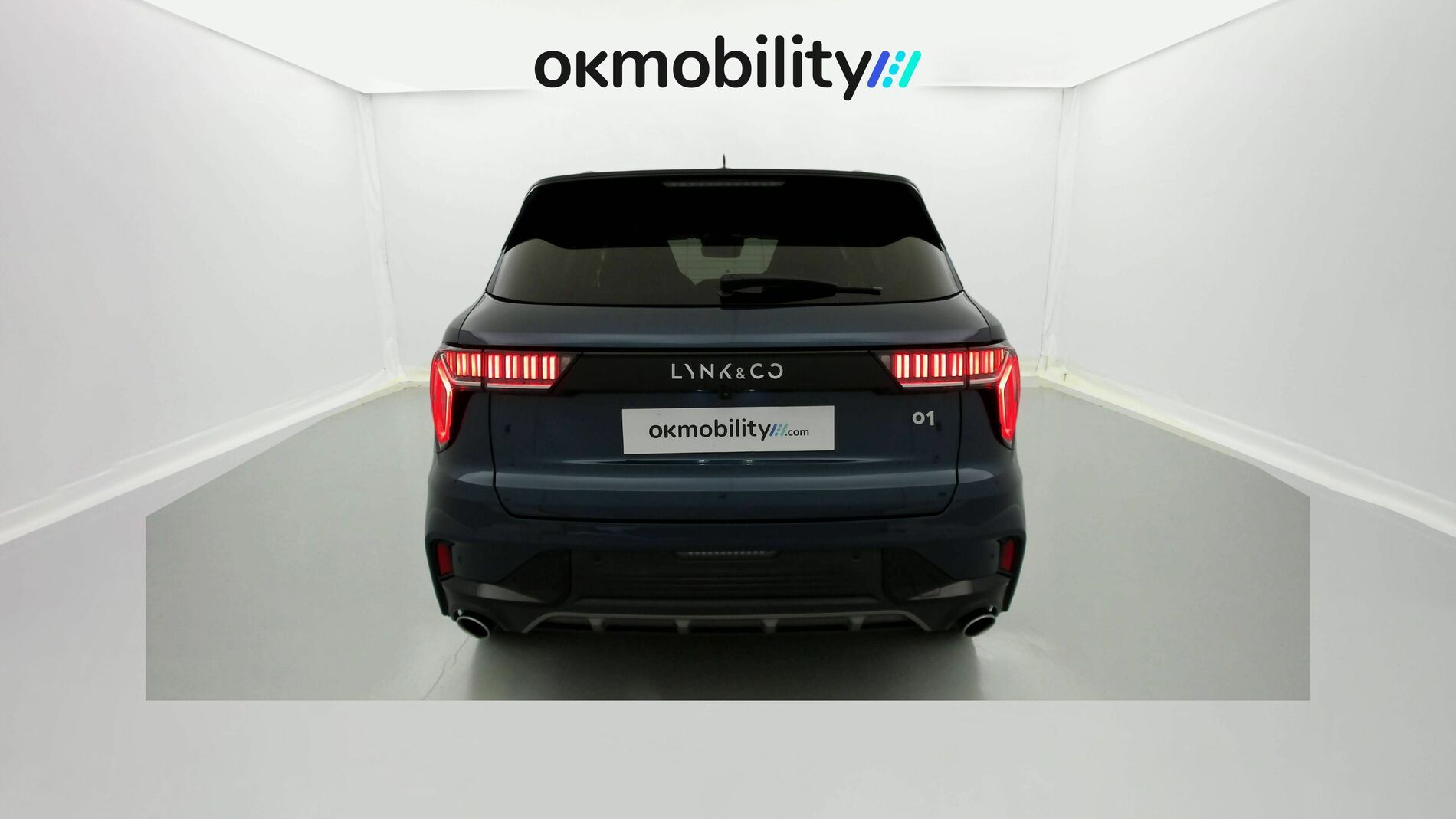 lynk&co 1 nv 1.5 PHEV 261 2022 blue 9