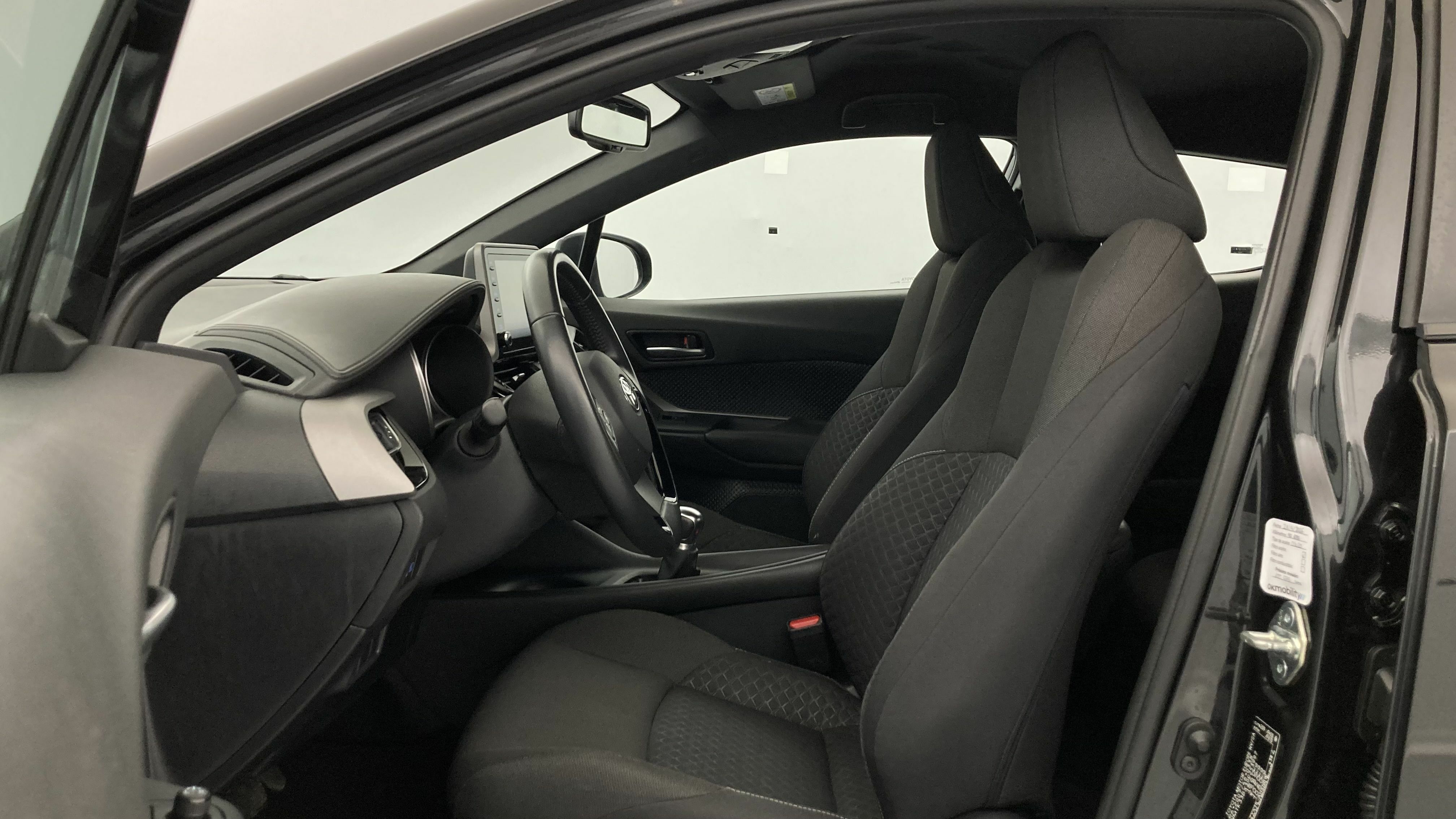 toyota c-hr business edition 1.8 E-CVT 125H 2023 mysticschwarz 14