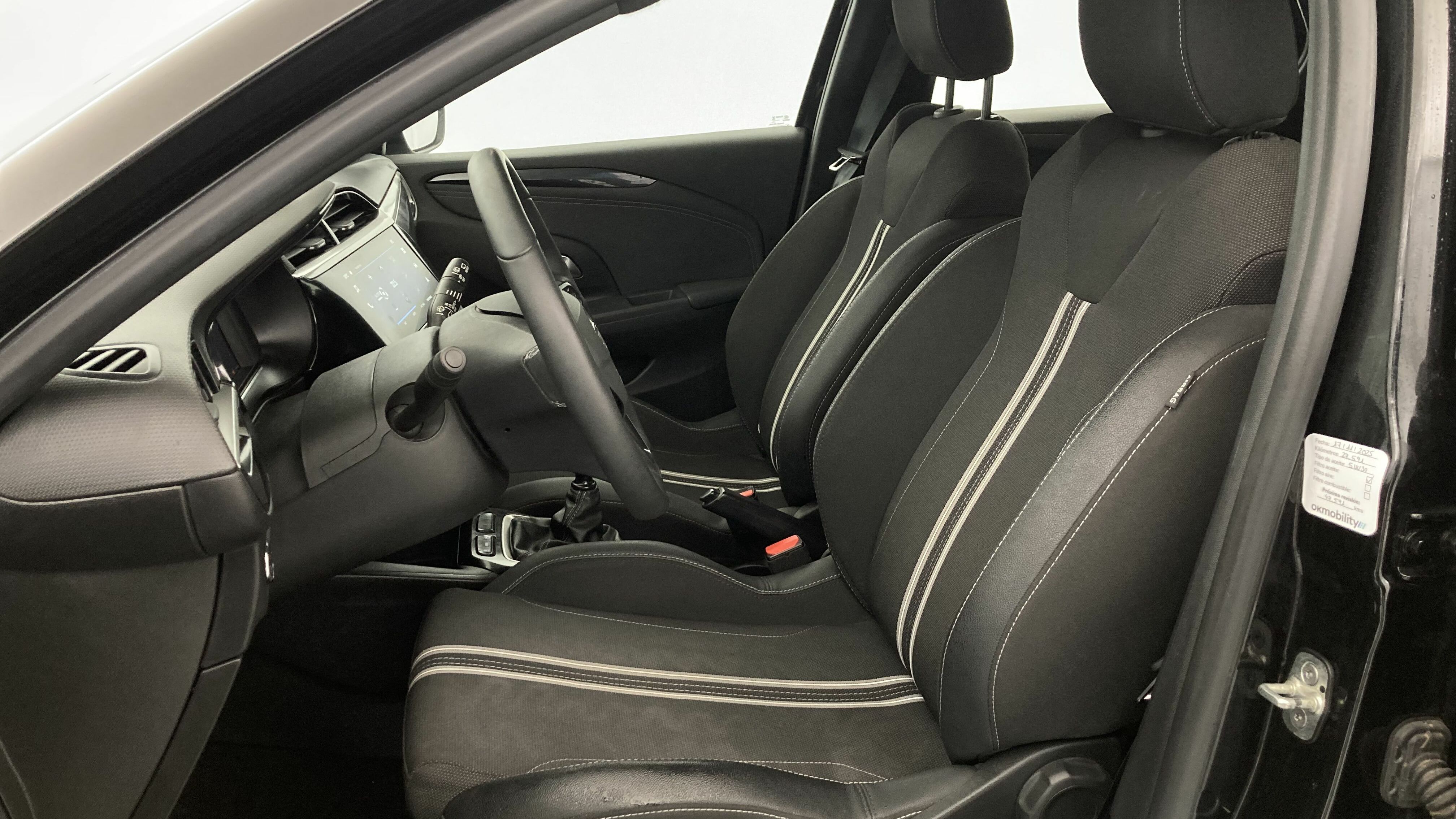 opel corsa gs 1.2T 100 2024 karbon black 13