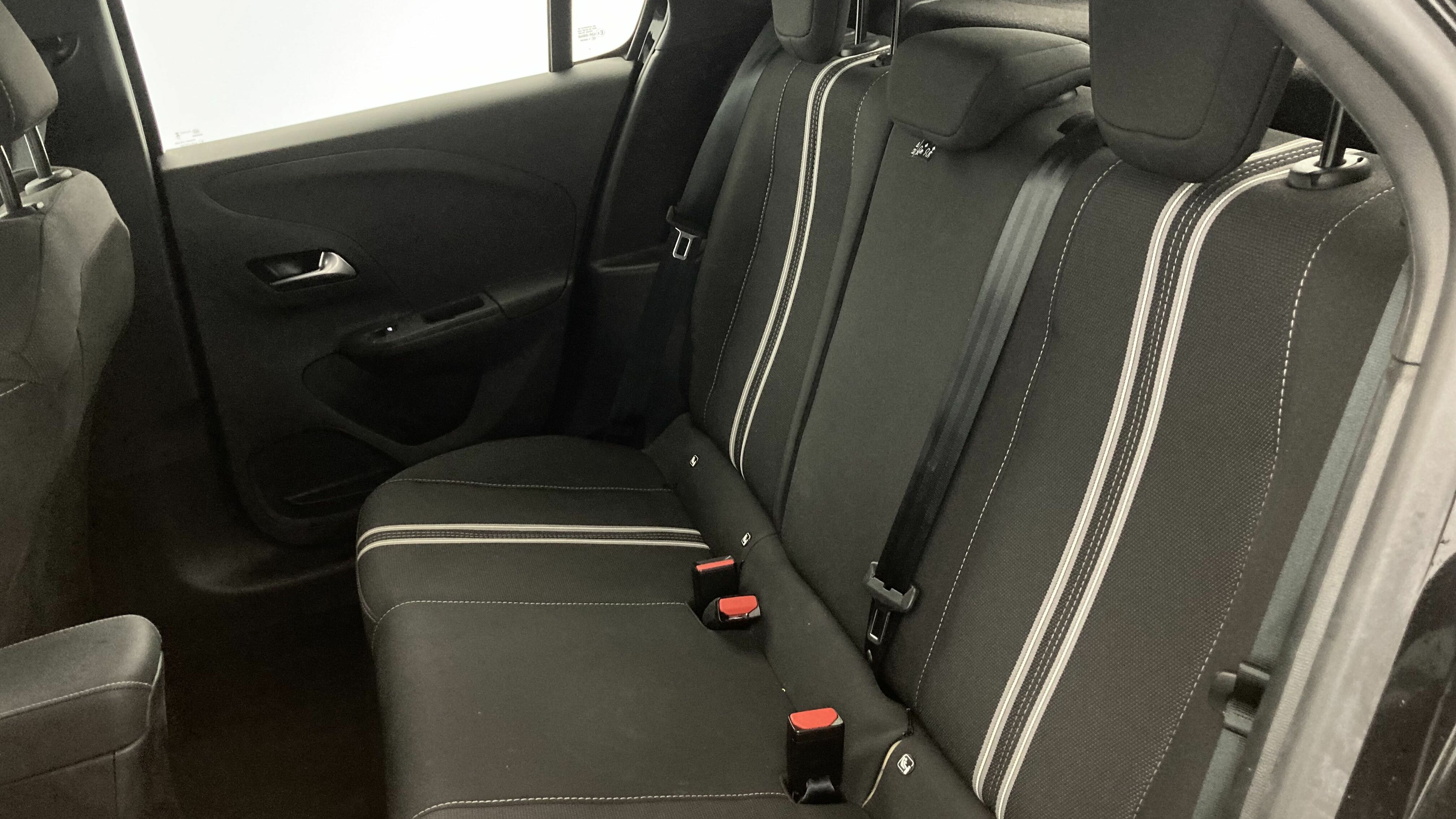 opel corsa gs 1.2T 100 2024 karbon black 20