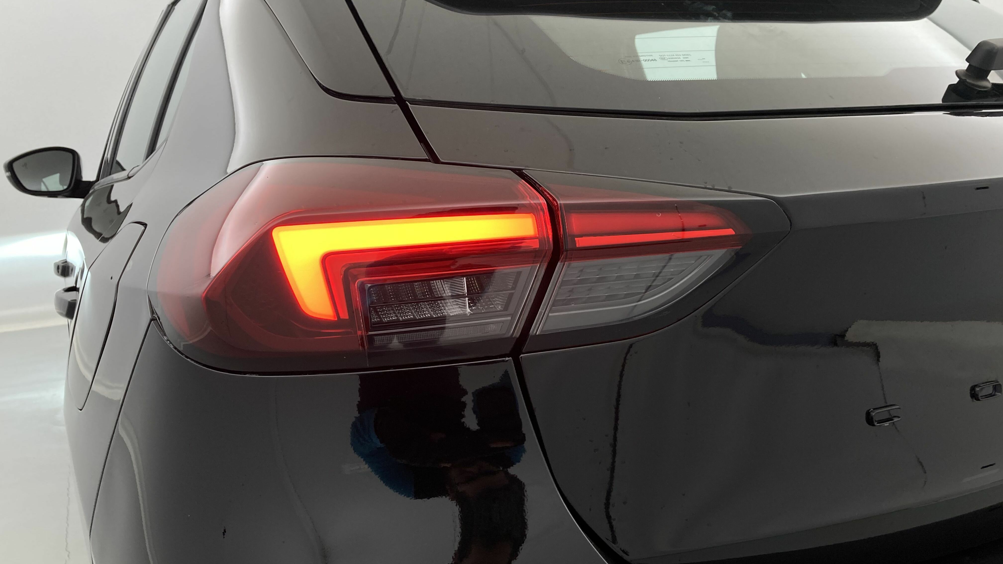 opel corsa gs 1.2T 100 2024 karbon black 29