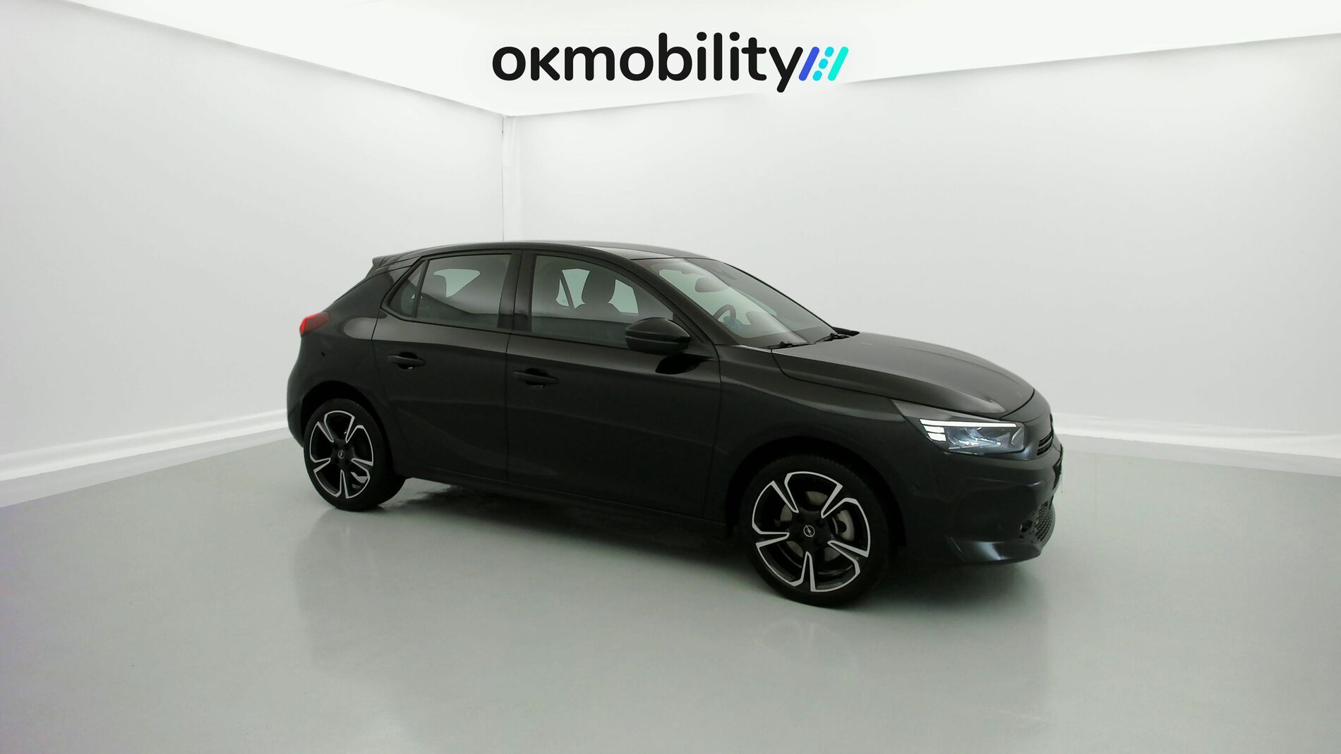 opel corsa gs 1.2T 100 2024 karbon black 2