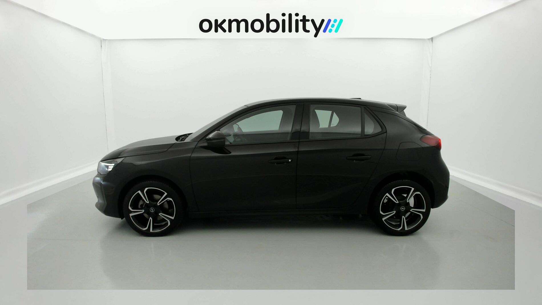 opel corsa gs 1.2T 100 2024 karbon black 5