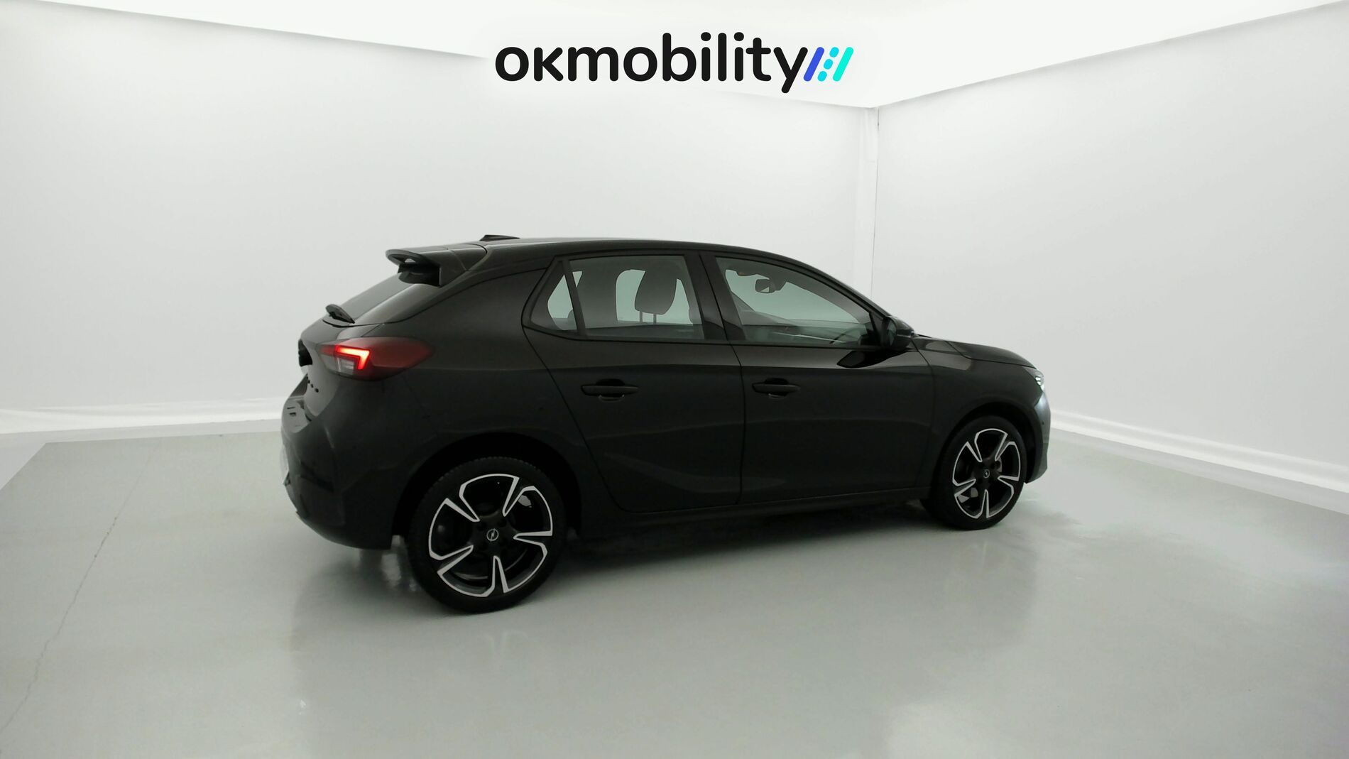 opel corsa gs 1.2T 100 2024 karbon black 11