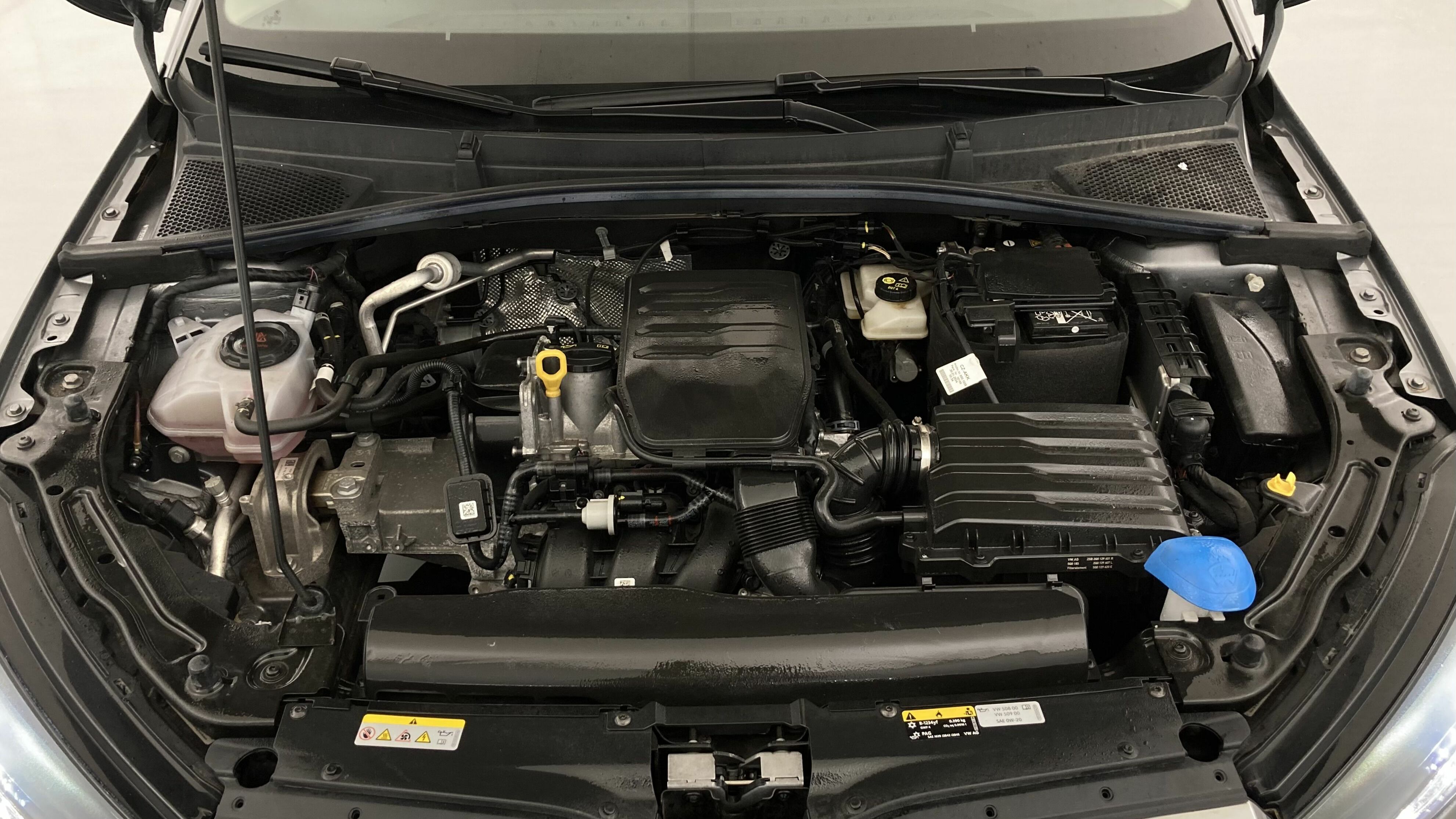 skoda fabia selection 1.0 MPI 80 2024 gris graphite 25