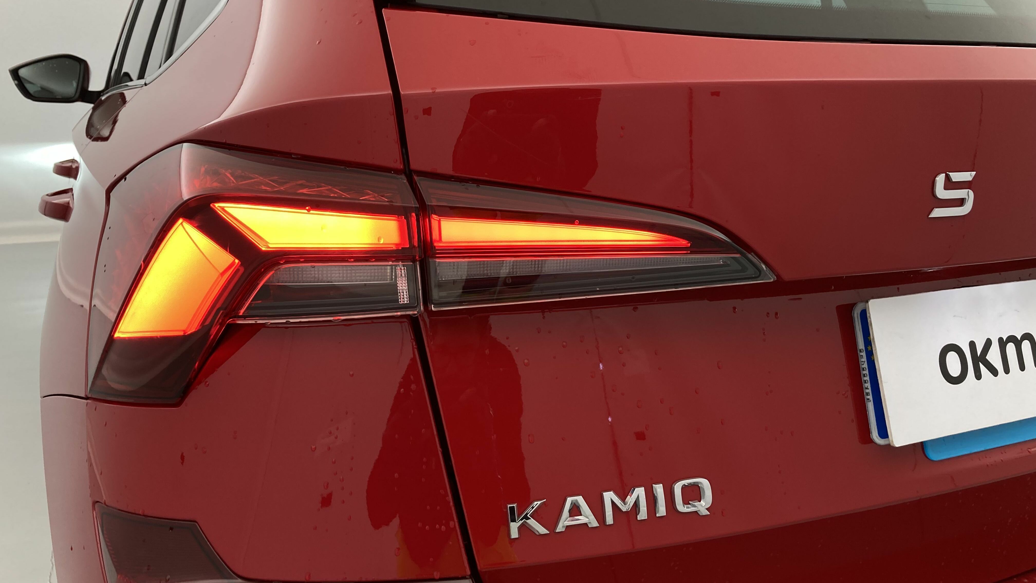 skoda kamiq selection 1.0 TSI 95 2024 rojo velvet 30