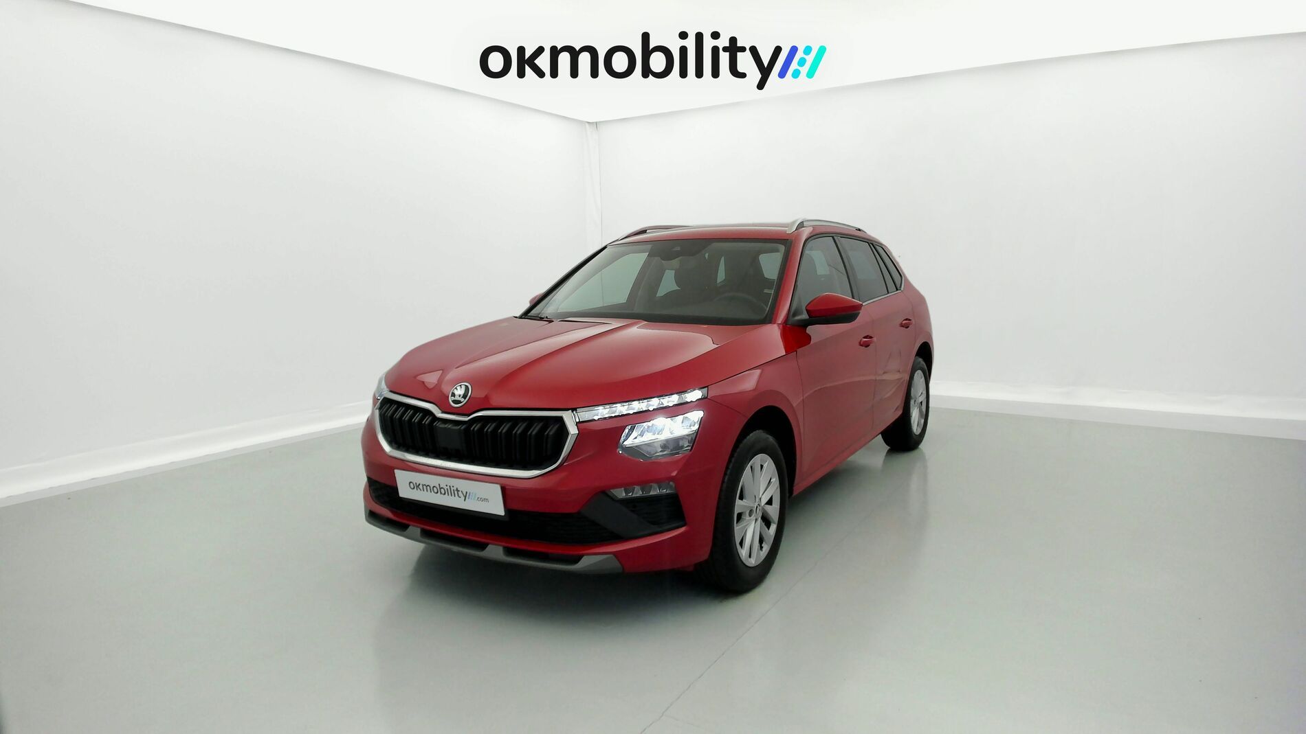 skoda kamiq selection 1.0 TSI 95 2024 rojo velvet 1