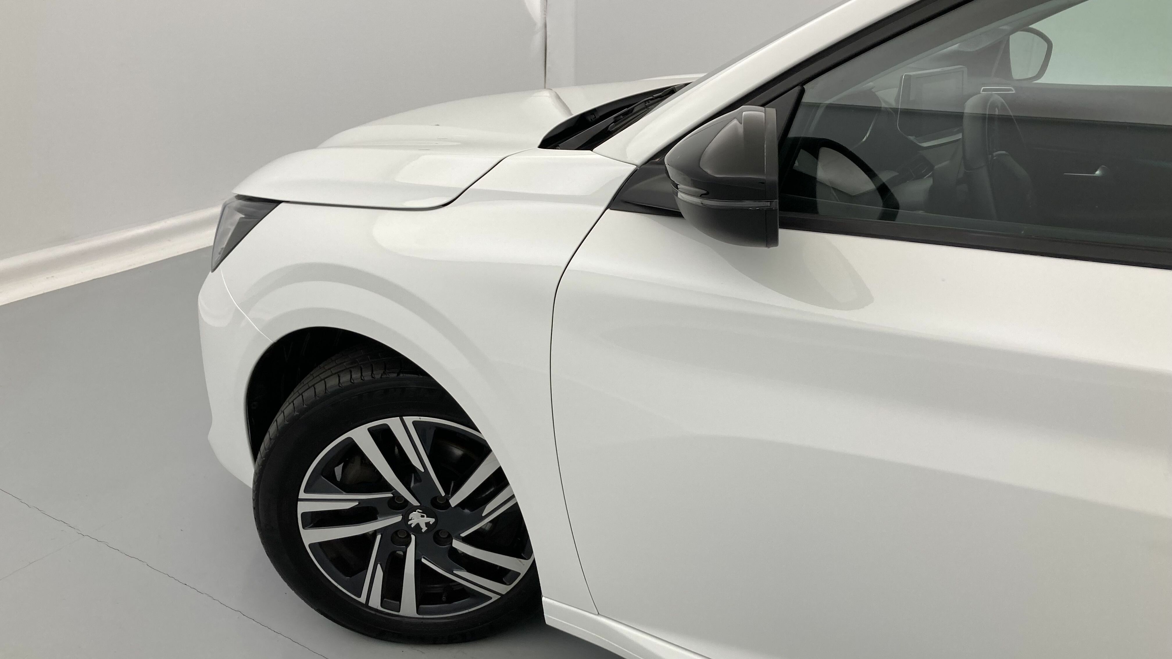 peugeot 208 allure 1.2 PURETECH 100 2024 blanco banquise 22