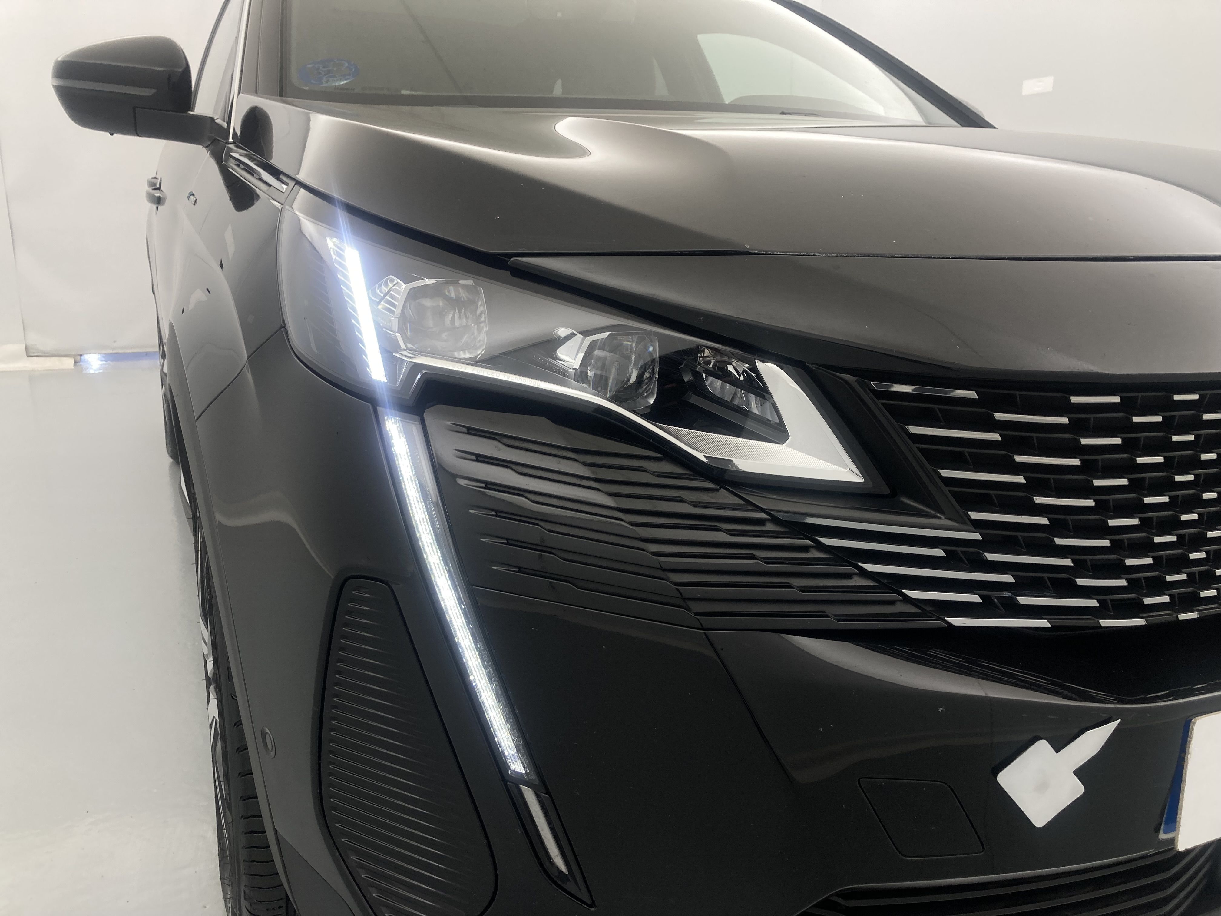 peugeot 3008 gt pack 1.6 HYBRID 300 EAT PHEV 2022 negro perla nera 22
