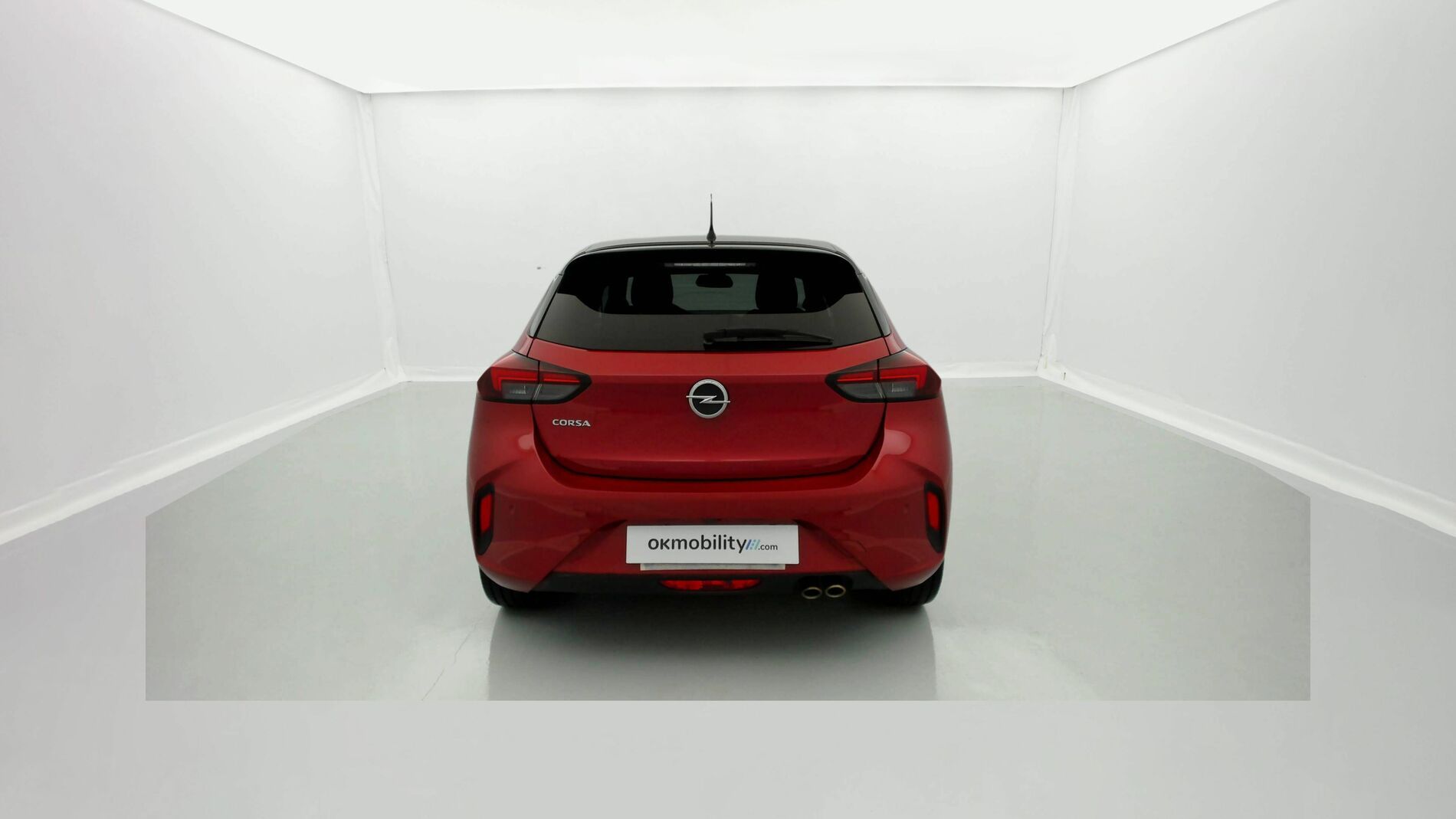 opel corsa gs line 1.2 130 AT 2022 rojo incandescente / negro 6
