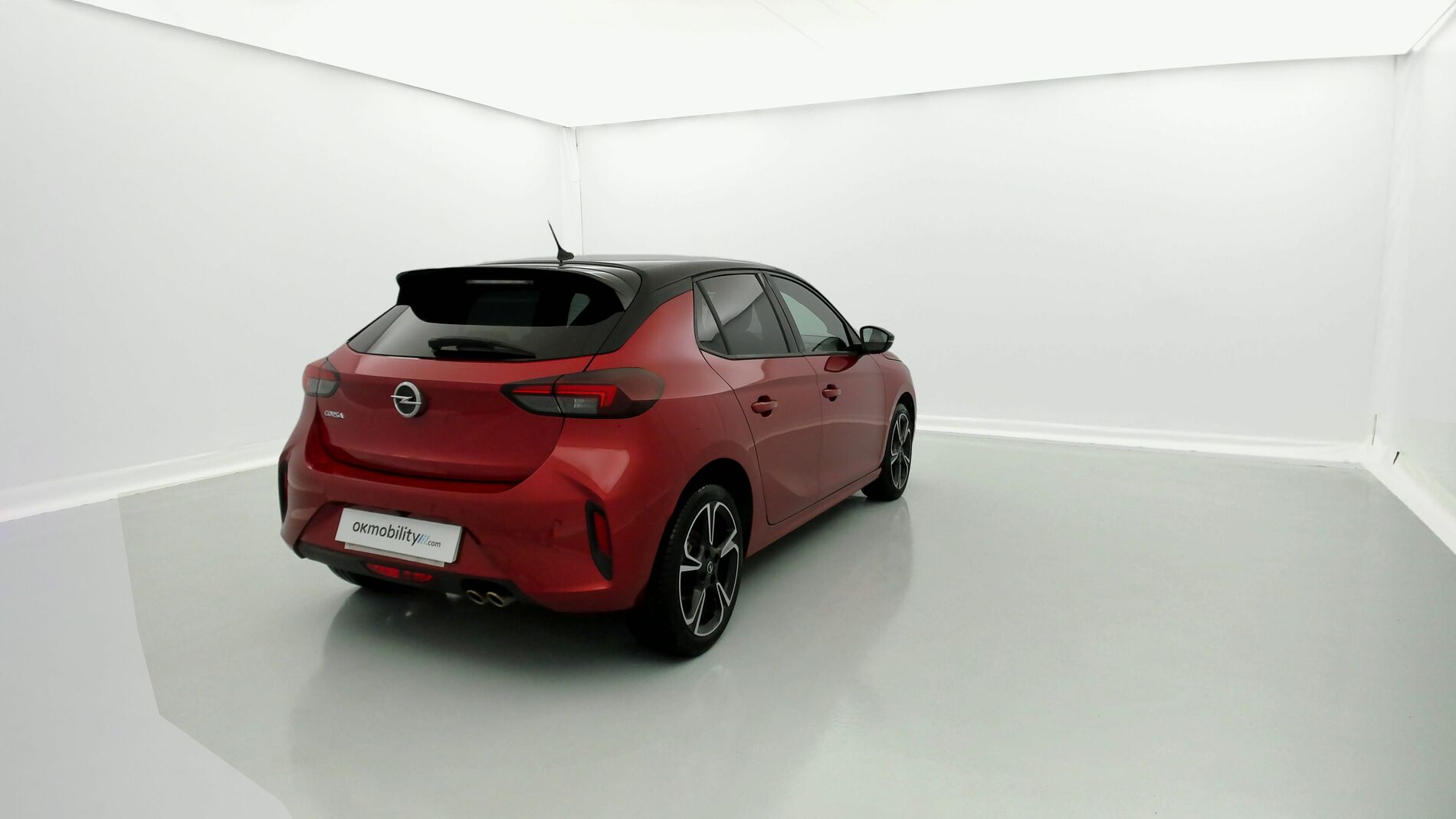 opel corsa gs line 1.2 130 AT 2022 rojo incandescente / negro 7